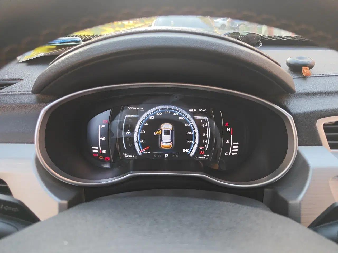 Geely Auto Emgrand X7 Sport 2016 1.8TD Automatic ZhiZun Version — миниатюра 8
