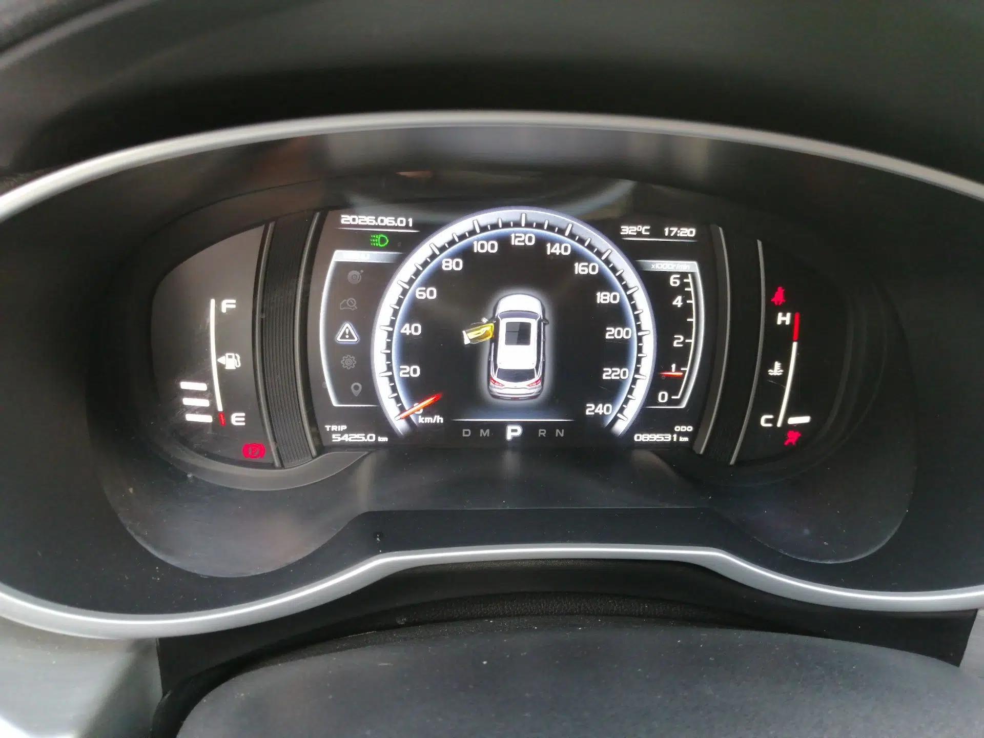 Geely Auto Emgrand X7 Sport 2016 1.8TD Automatic Smart Connectivity Version — миниатюра 11