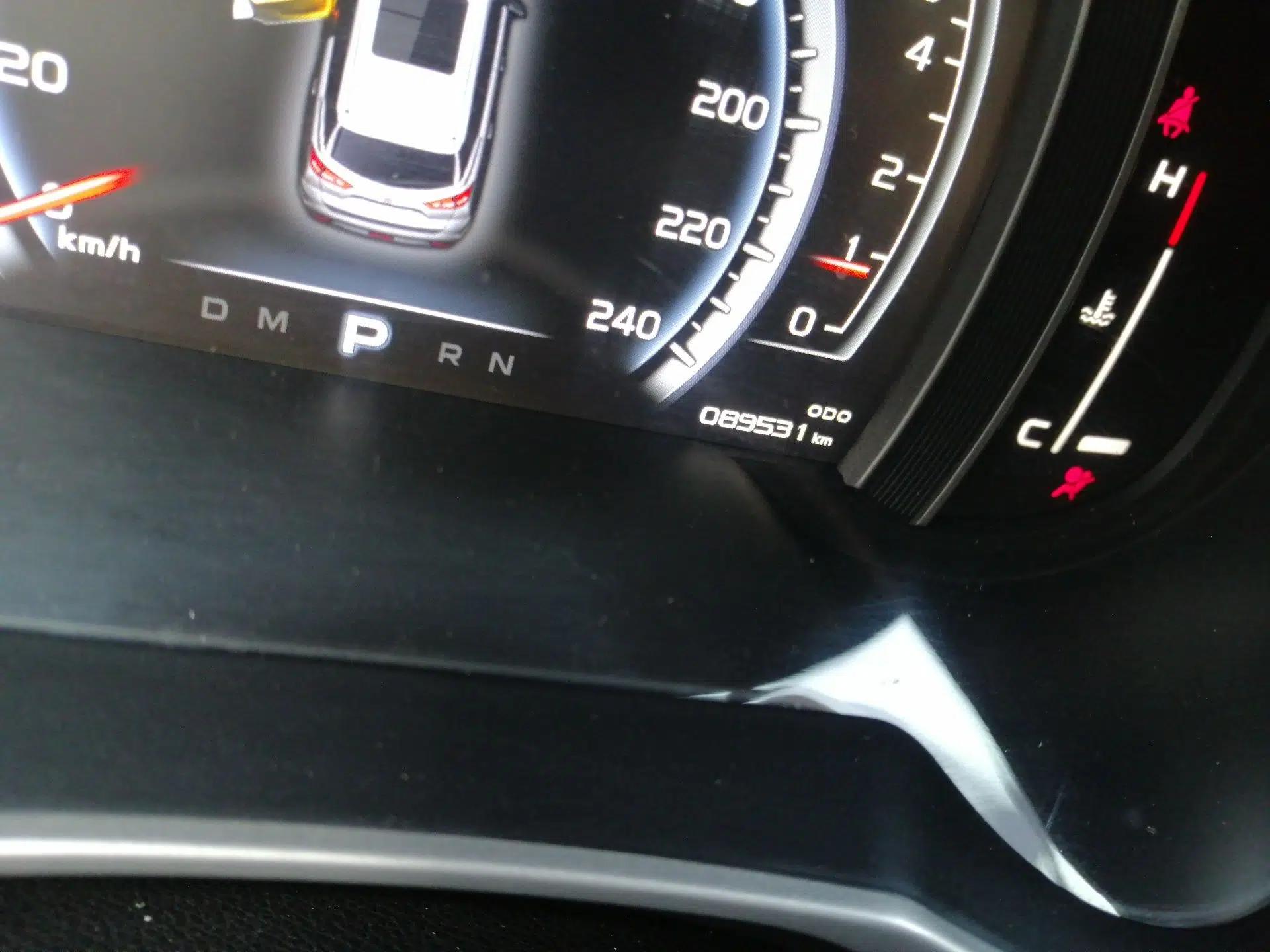 Geely Auto Emgrand X7 Sport 2016 1.8TD Automatic Smart Connectivity Version — миниатюра 12
