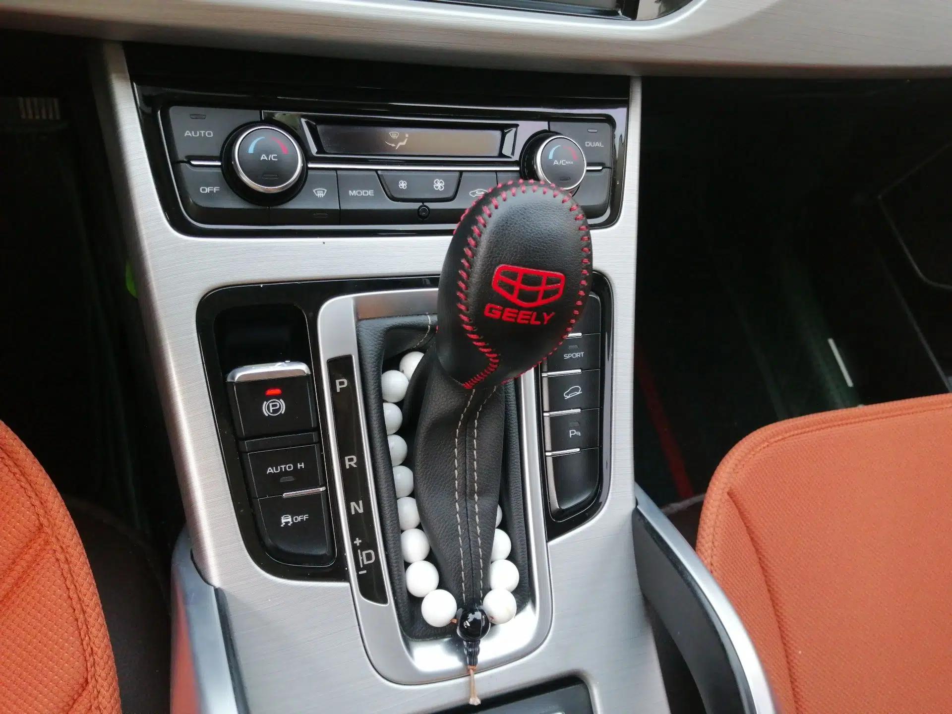 Geely Auto Emgrand X7 Sport 2016 1.8TD Automatic Smart Connectivity Version — миниатюра 14