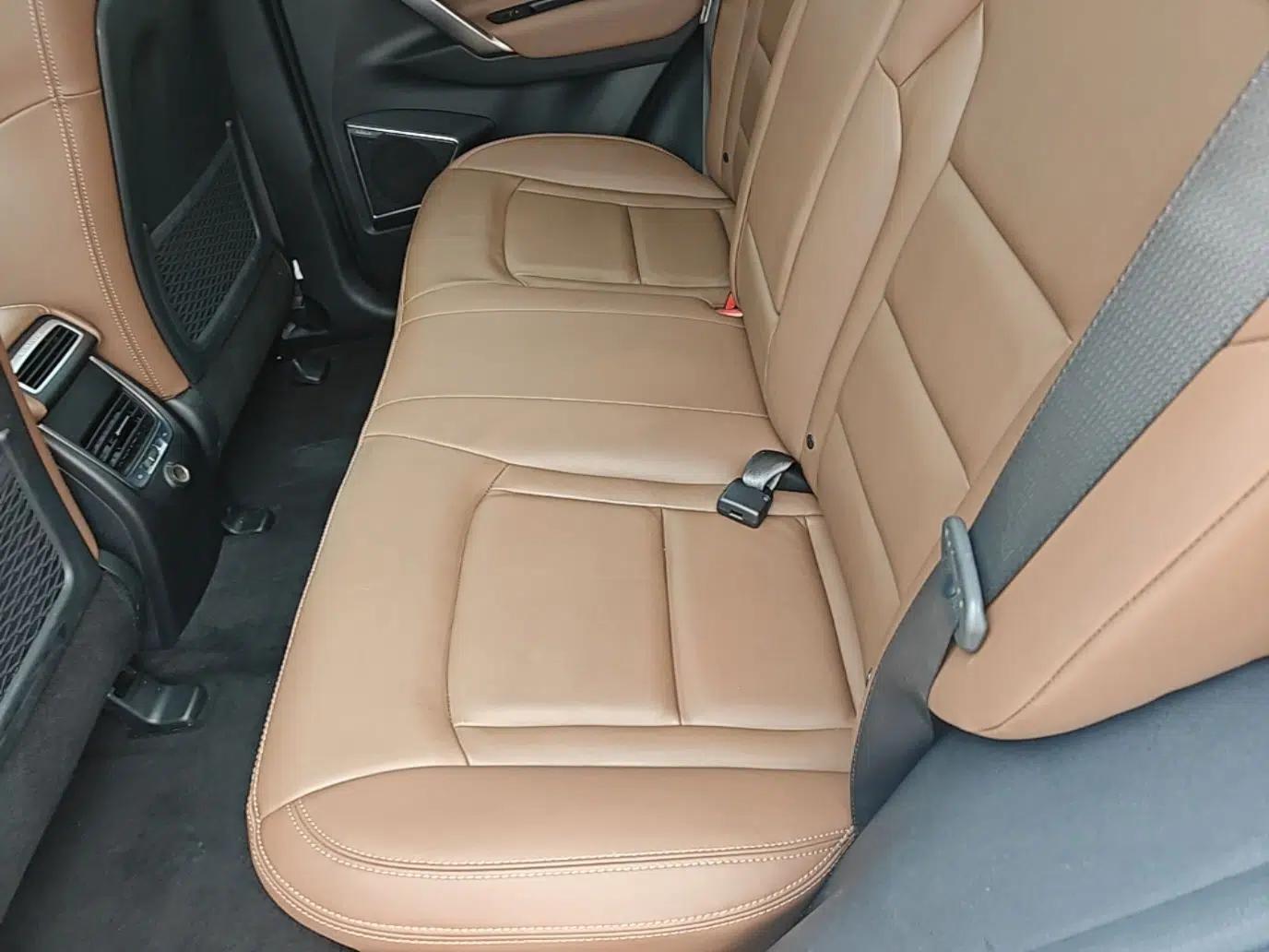 Geely Auto Emgrand X7 Sport 2016 1.8TD Automatic ZhiZun Version — миниатюра 20