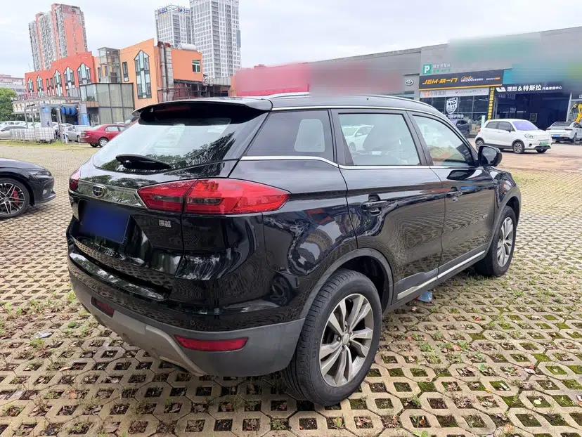 Geely Auto Emgrand X7 Sport 2016 1.8TD Automatic ZhiZun Version — миниатюра 15