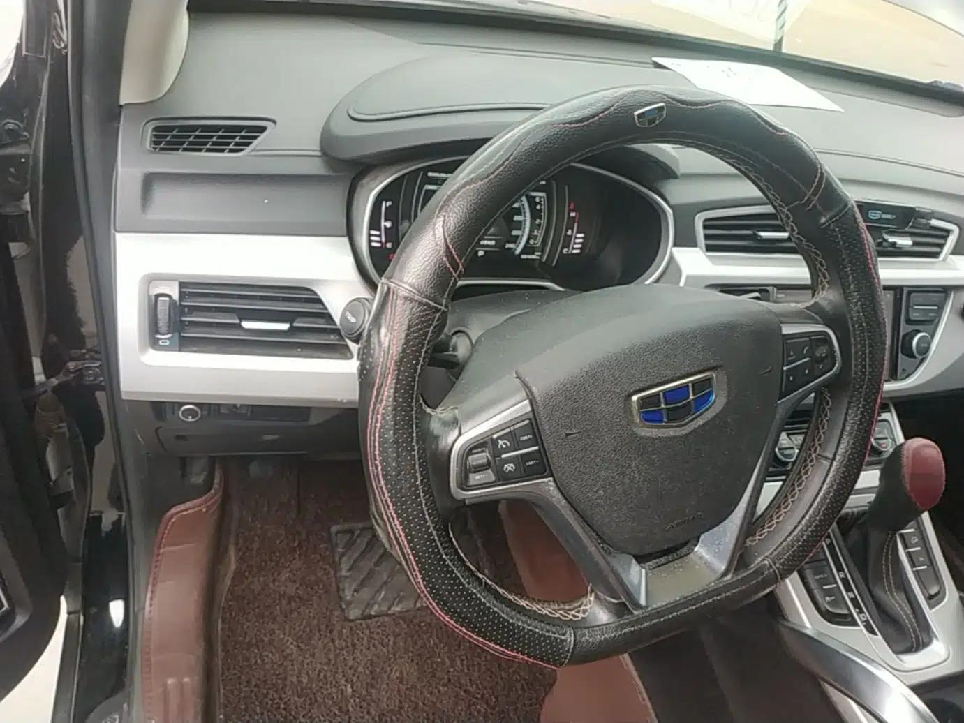 Geely Auto Emgrand X7 Sport 2016 1.8TD Automatic ZhiZun Version — миниатюра 13