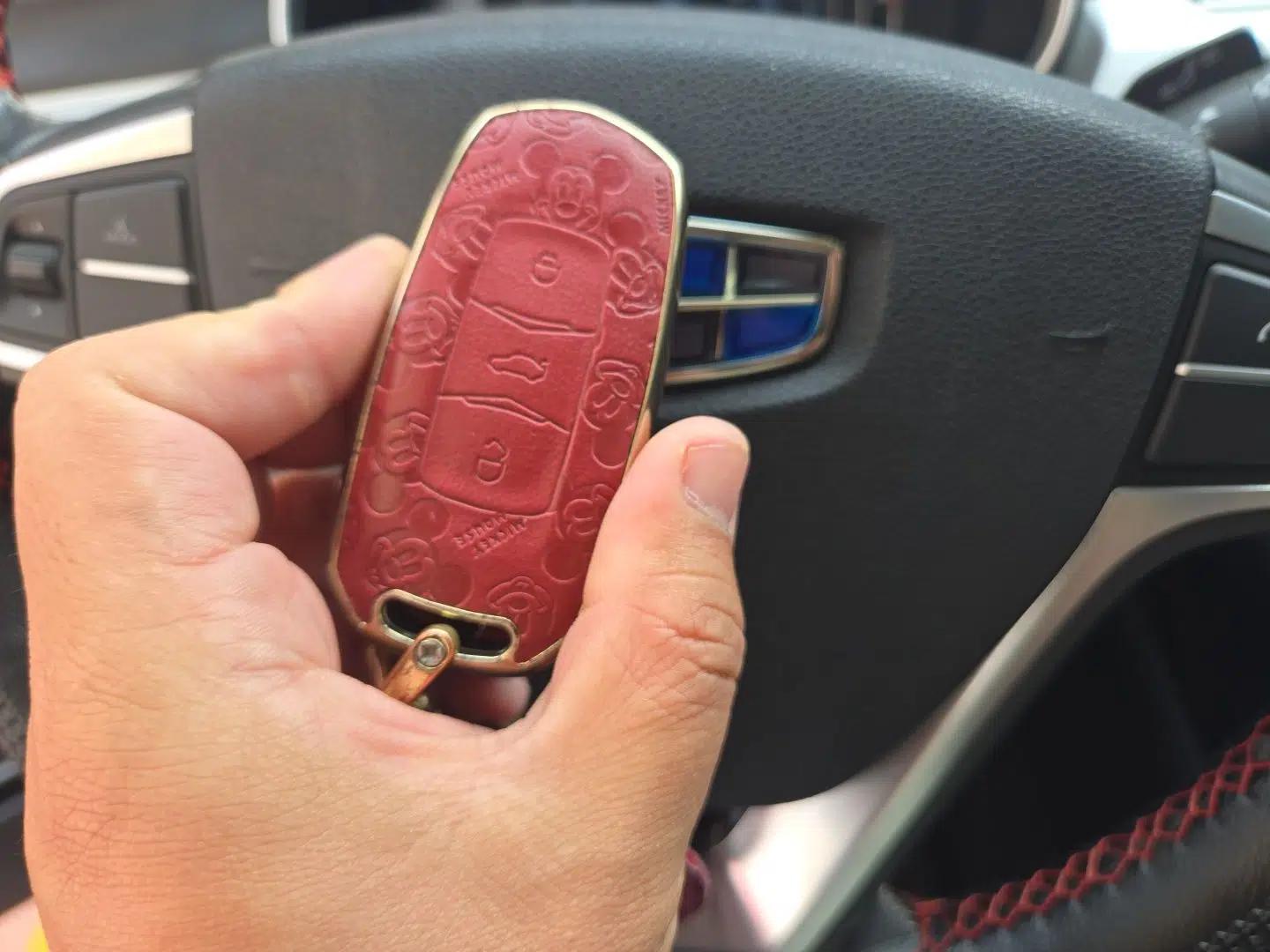 Geely Auto Emgrand X7 Sport 2016 2.0L Manual Smart Connect Version — миниатюра 14