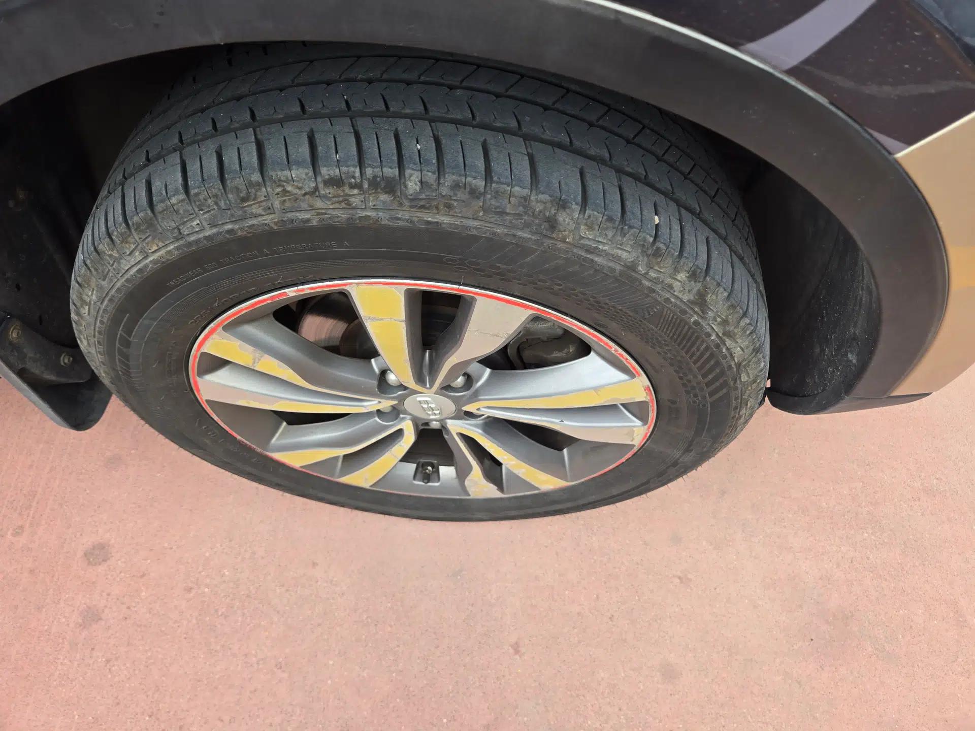 Geely Auto Emgrand X7 Sport 2016 2.0L Manual Smart Connect Version — миниатюра 8