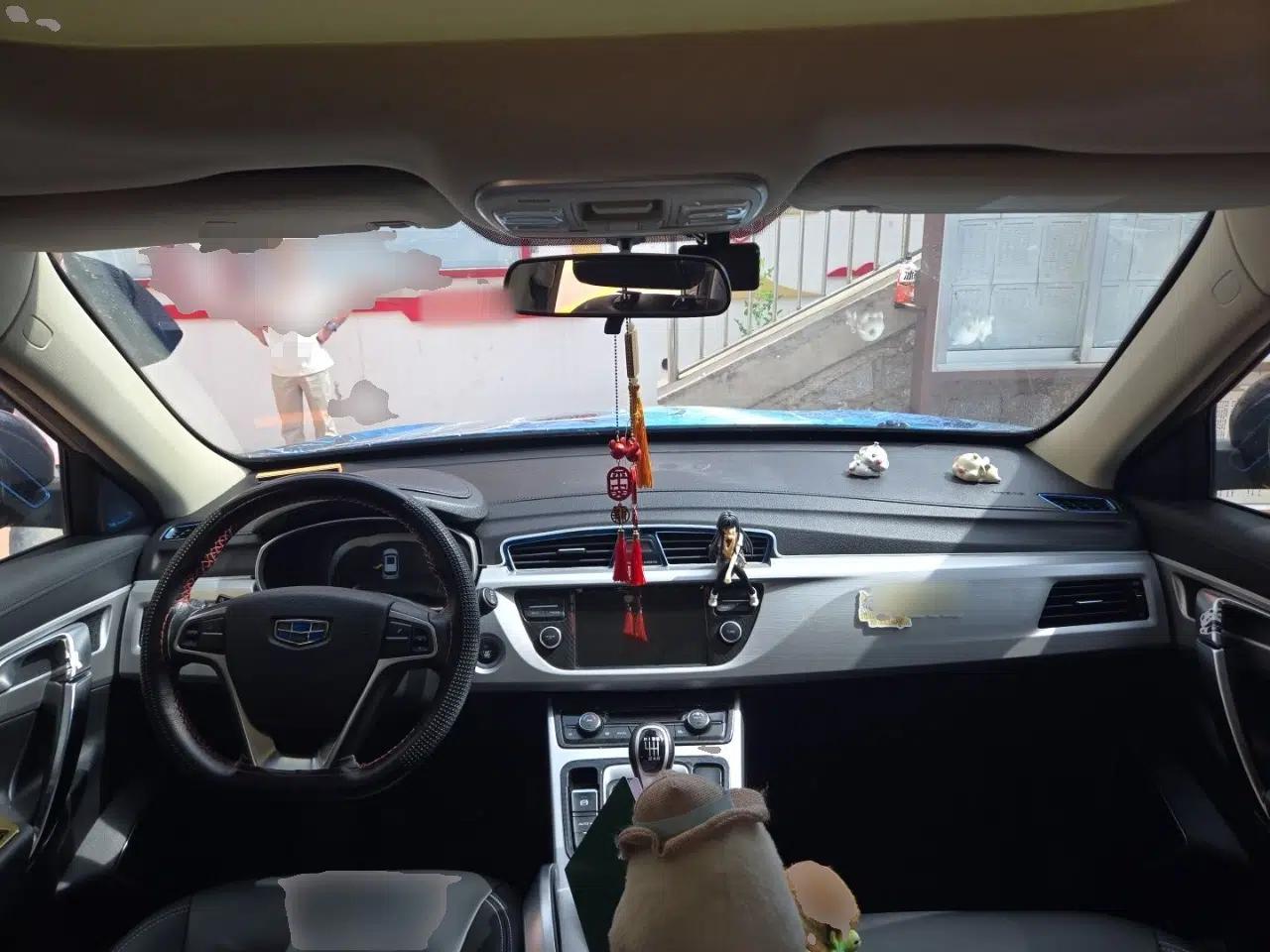 Geely Auto Emgrand X7 Sport 2016 2.0L Manual Smart Connect Version — миниатюра 9