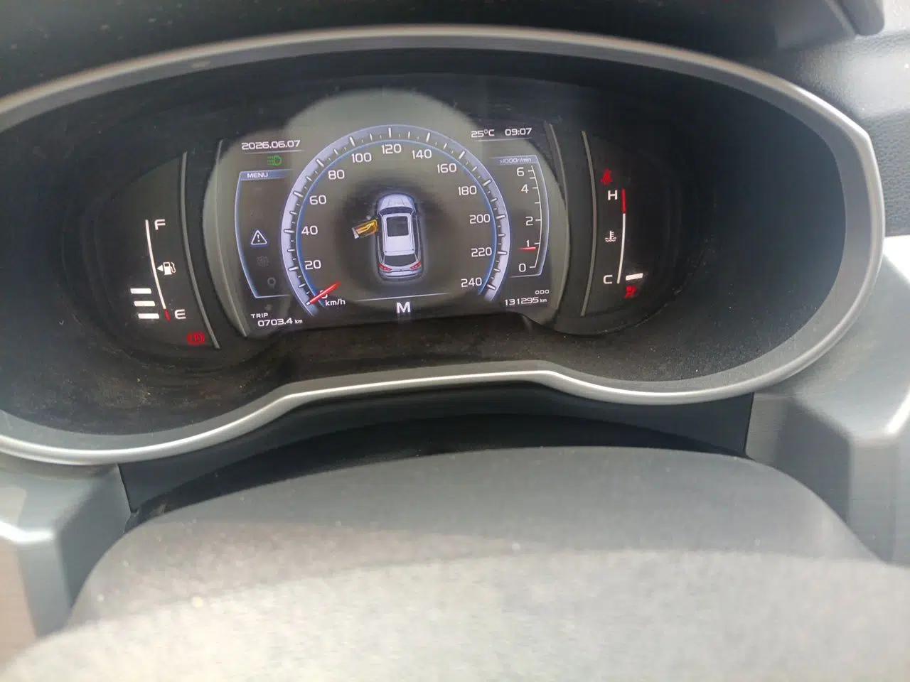 Geely Auto Emgrand X7 Sport 2016 2.0L Manual Smart Connect Version — миниатюра 12