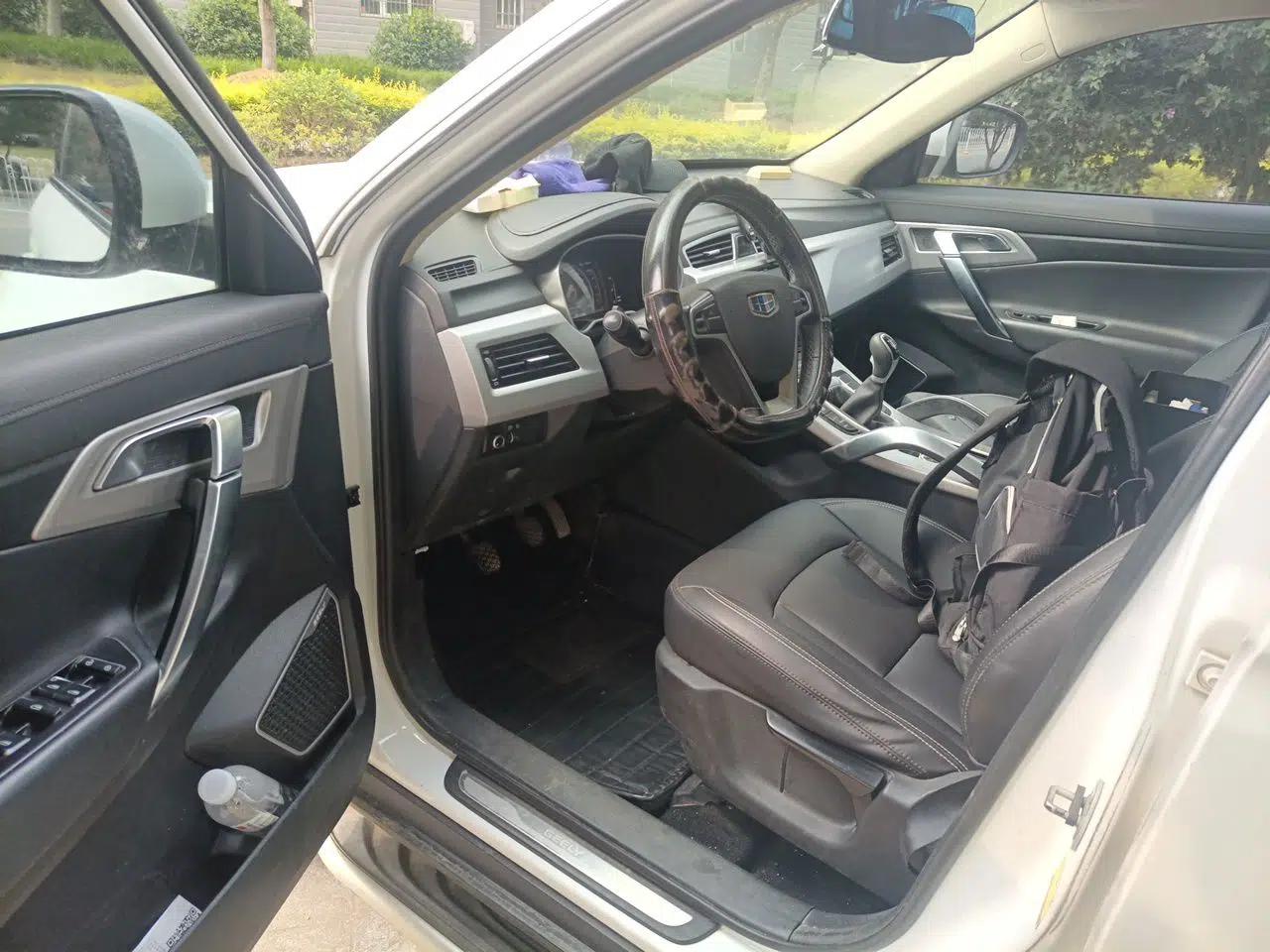 Geely Auto Emgrand X7 Sport 2016 2.0L Manual Smart Connect Version — миниатюра 16