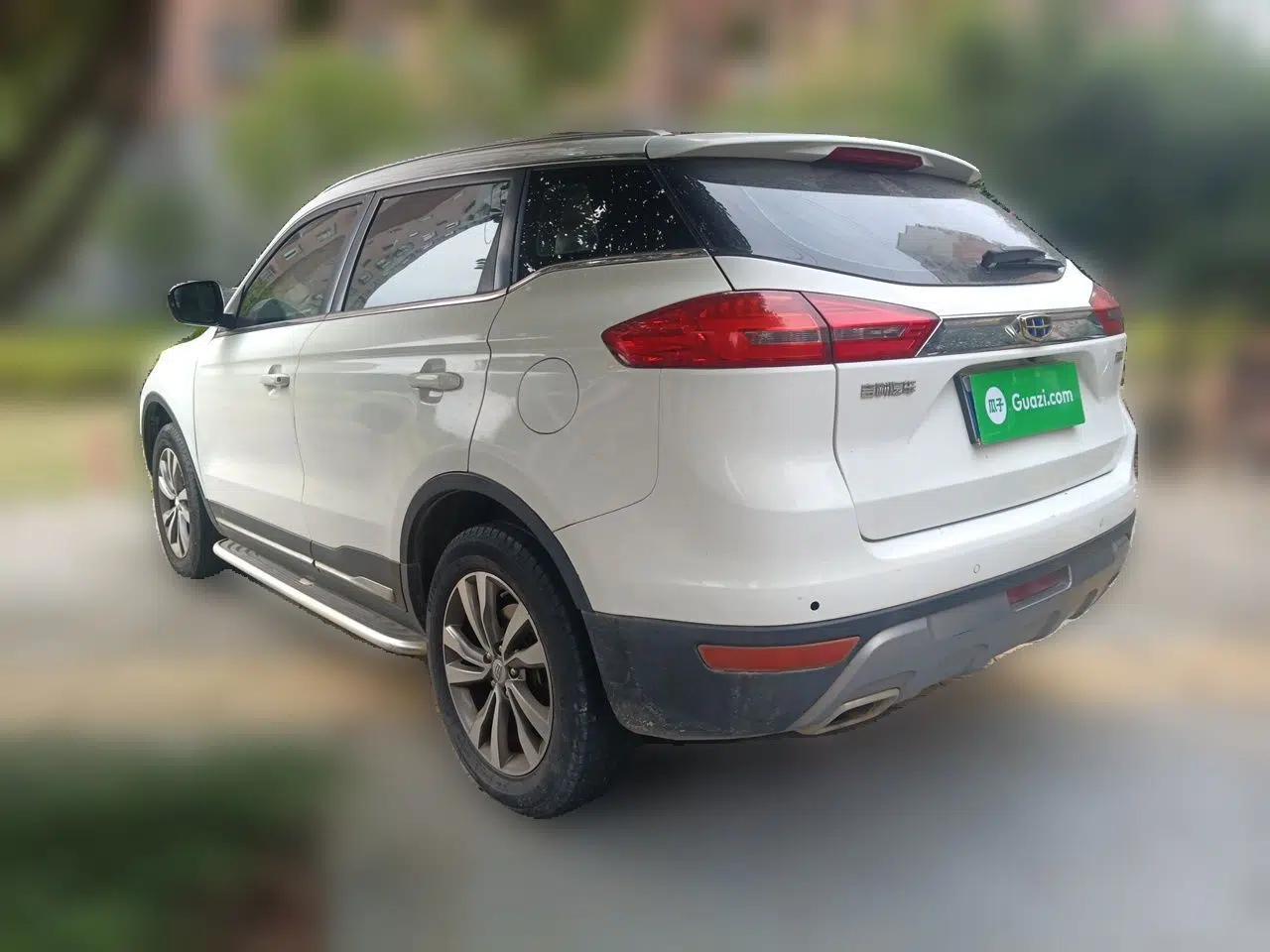 Geely Auto Emgrand X7 Sport 2016 2.0L Manual Smart Connect Version — миниатюра 4