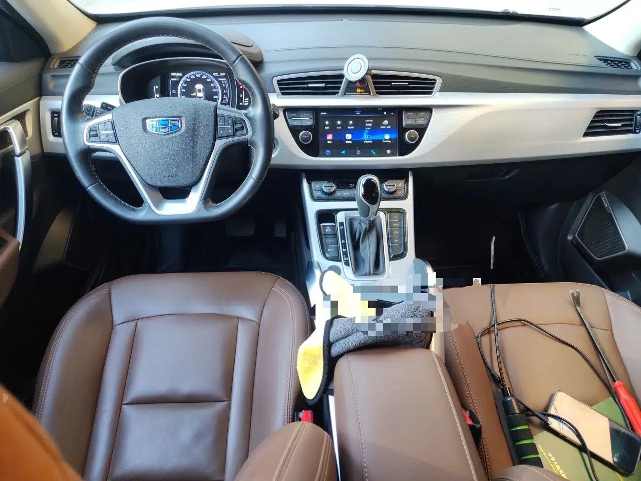 Geely Auto Emgrand X7 Sport 2016 1.8TD Automatic ZhiZun Version — миниатюра 13