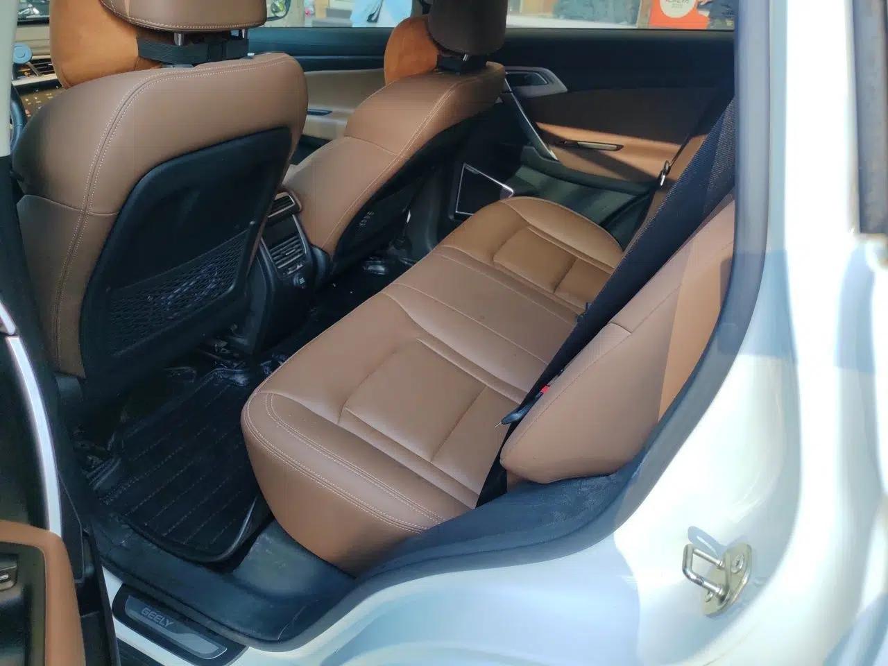 Geely Auto Emgrand X7 Sport 2016 1.8TD Automatic ZhiZun Version — миниатюра 21