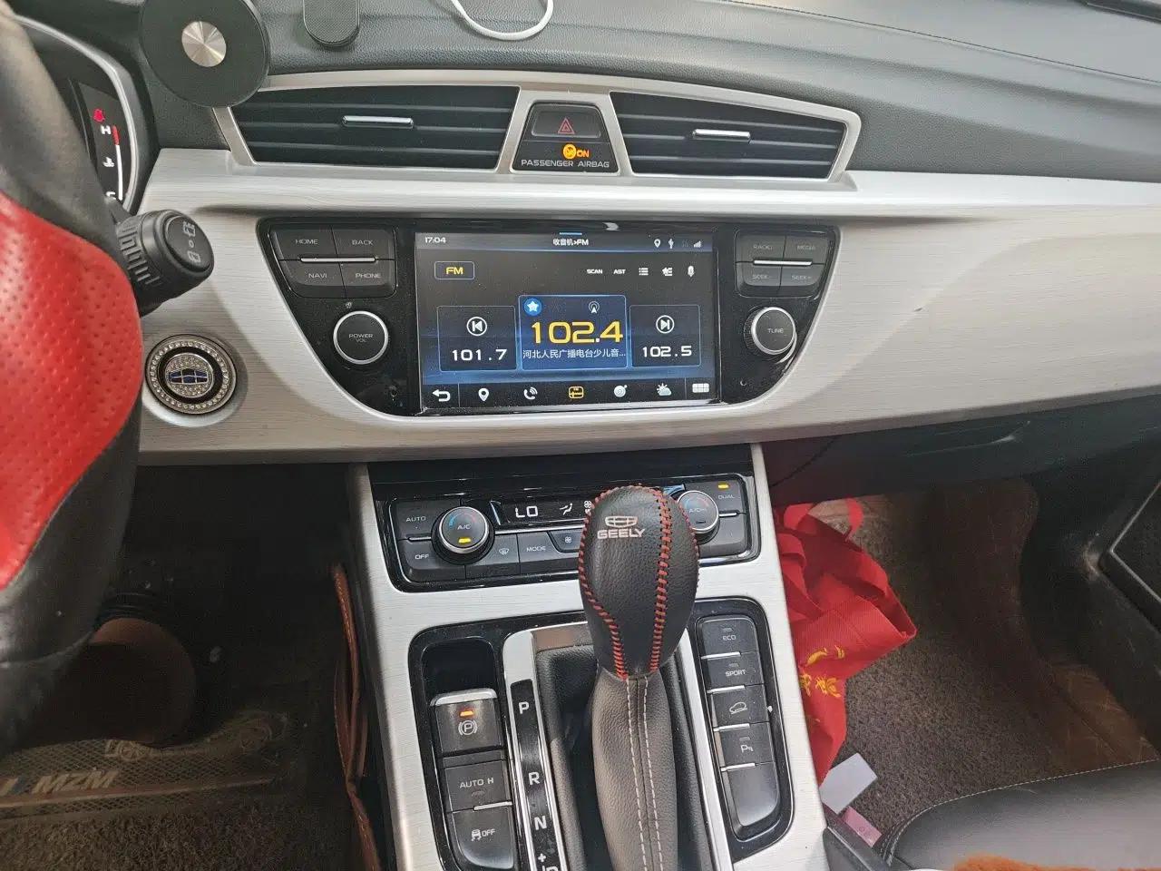 Geely Auto Emgrand X7 Sport 2016 1.8TD Automatic ZhiShang Model — миниатюра 13