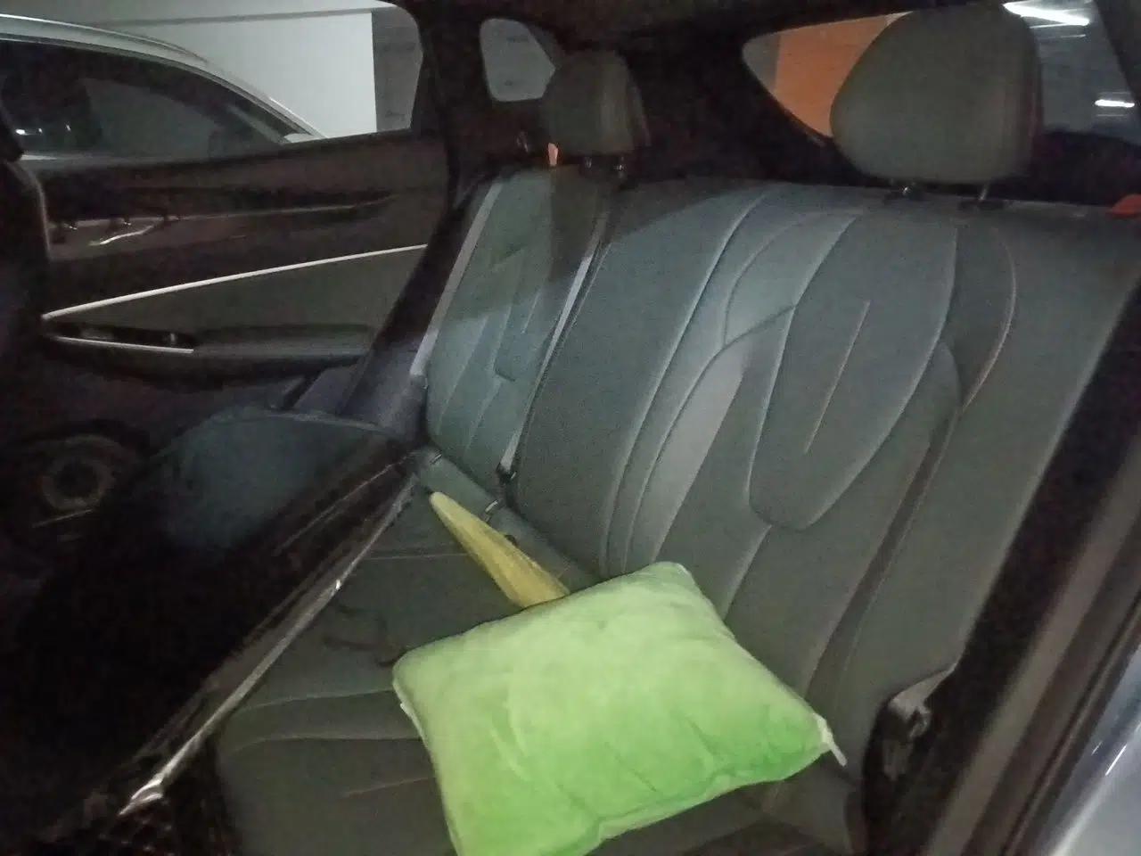 Geely Auto Emgrand X7 Sport 2024 1.5TD Dragon Edition — миниатюра 17