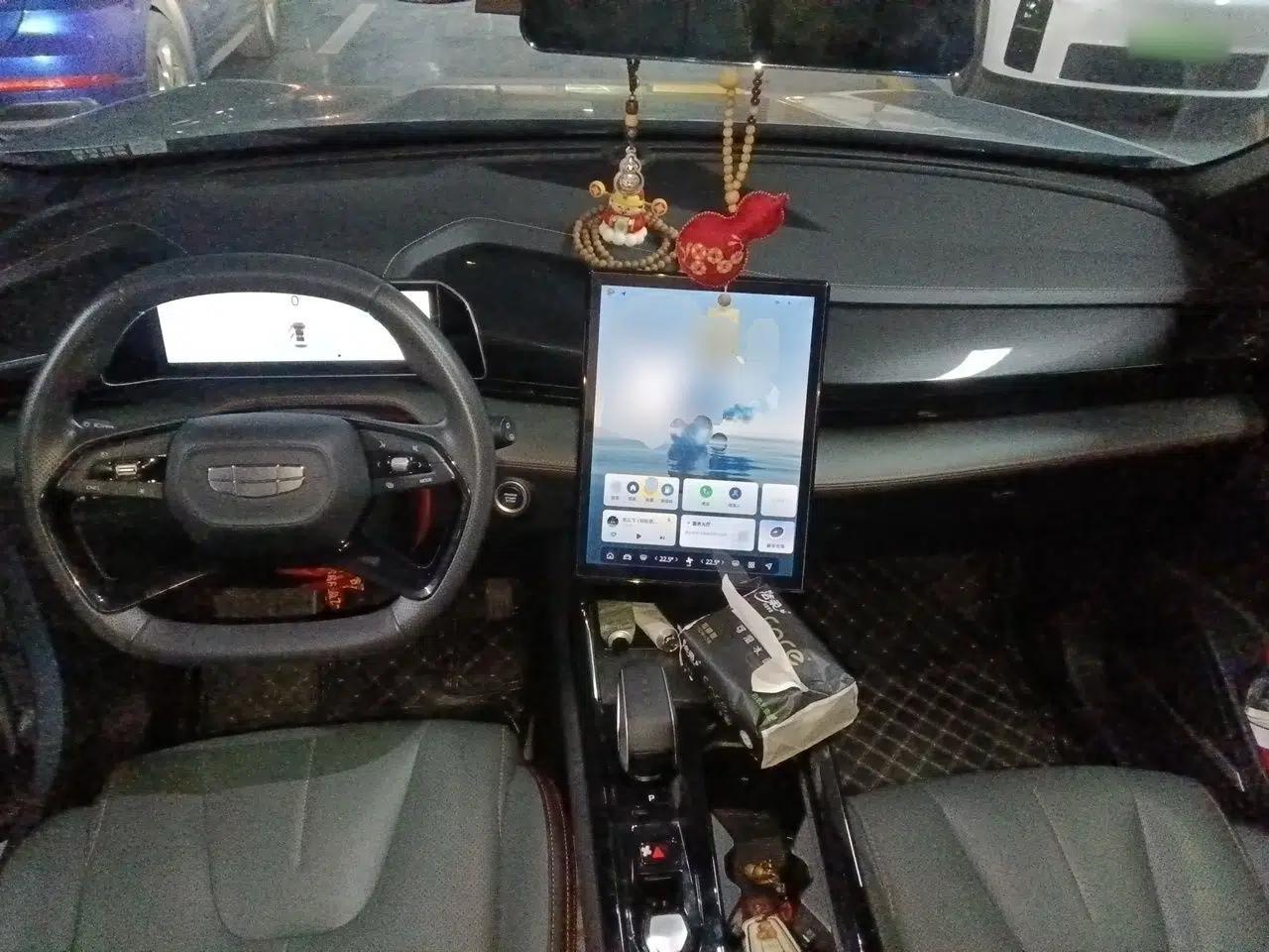 Geely Auto Emgrand X7 Sport 2024 1.5TD Dragon Edition — миниатюра 9