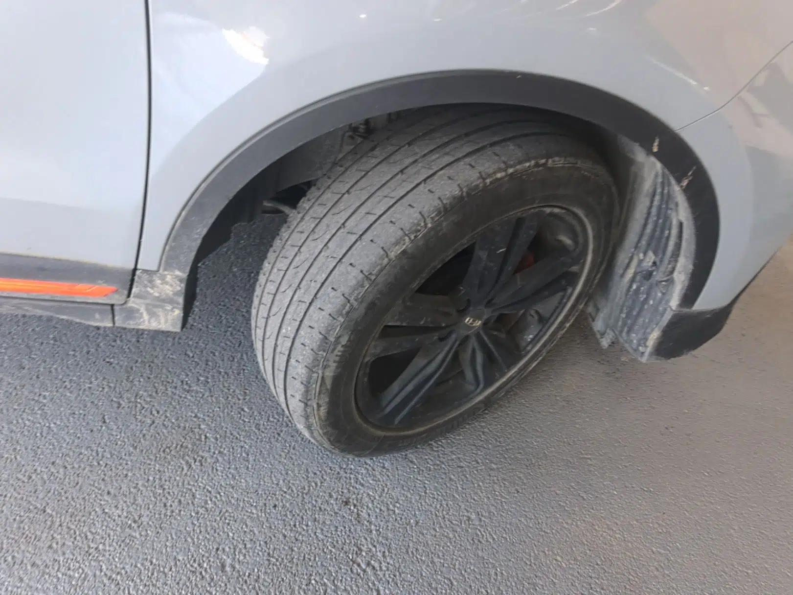 Geely Auto Emgrand X7 Sport 2022 Boyue X 1.8TD DCT ZhiShang Model — миниатюра 11