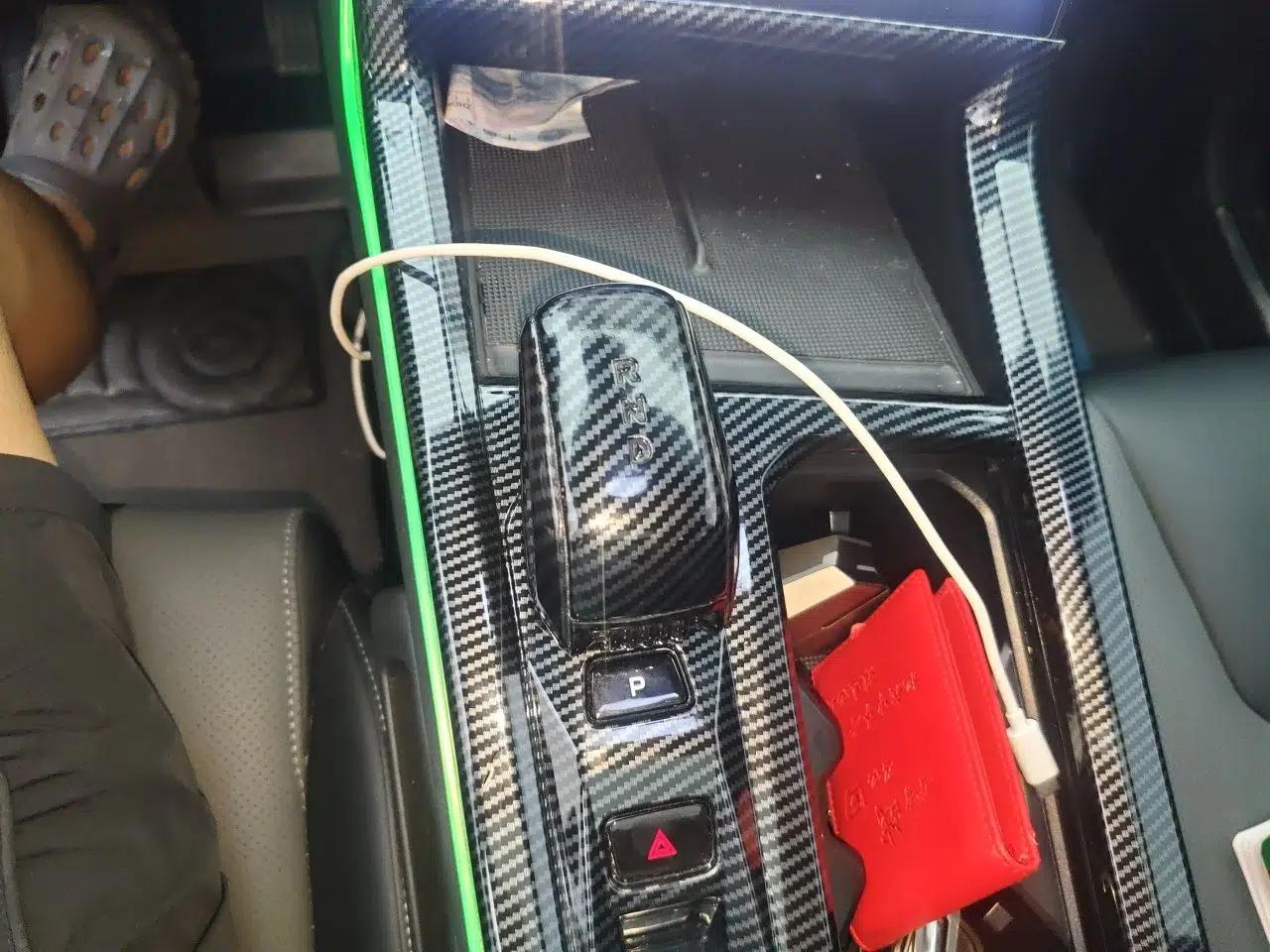 Geely Auto Emgrand X7 Sport 2024 1.5TD Smart Edition — миниатюра 14