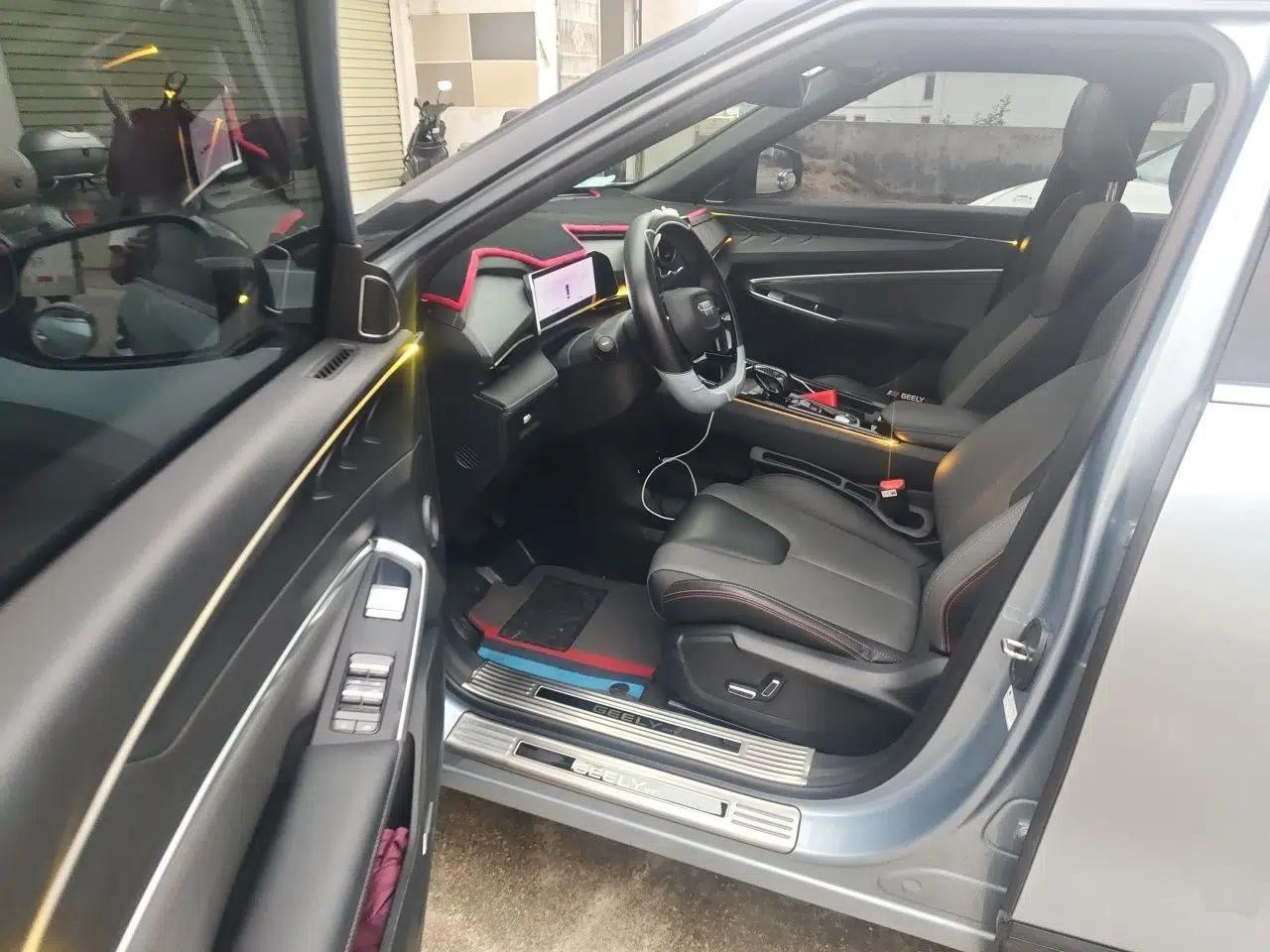 Geely Auto Emgrand X7 Sport 2024 1.5TD Smart Edition — миниатюра 16