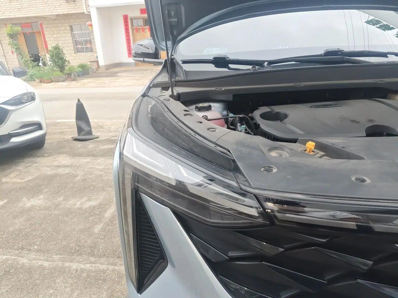 Geely Auto Emgrand X7 Sport 2024 1.5TD Smart Edition — миниатюра 7