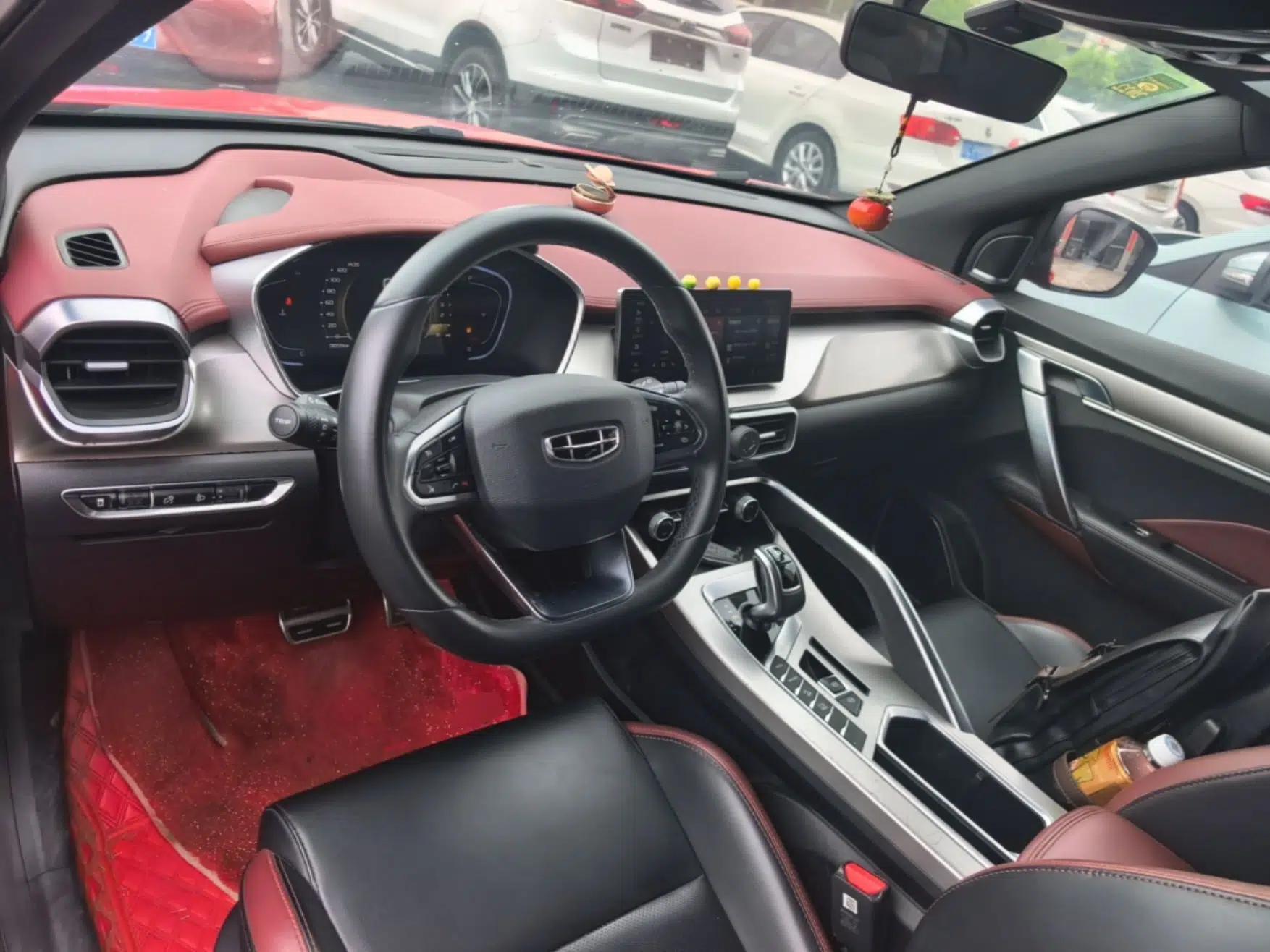 Geely Auto Coolray 2020 PRO 260T DCT Ranger — миниатюра 12