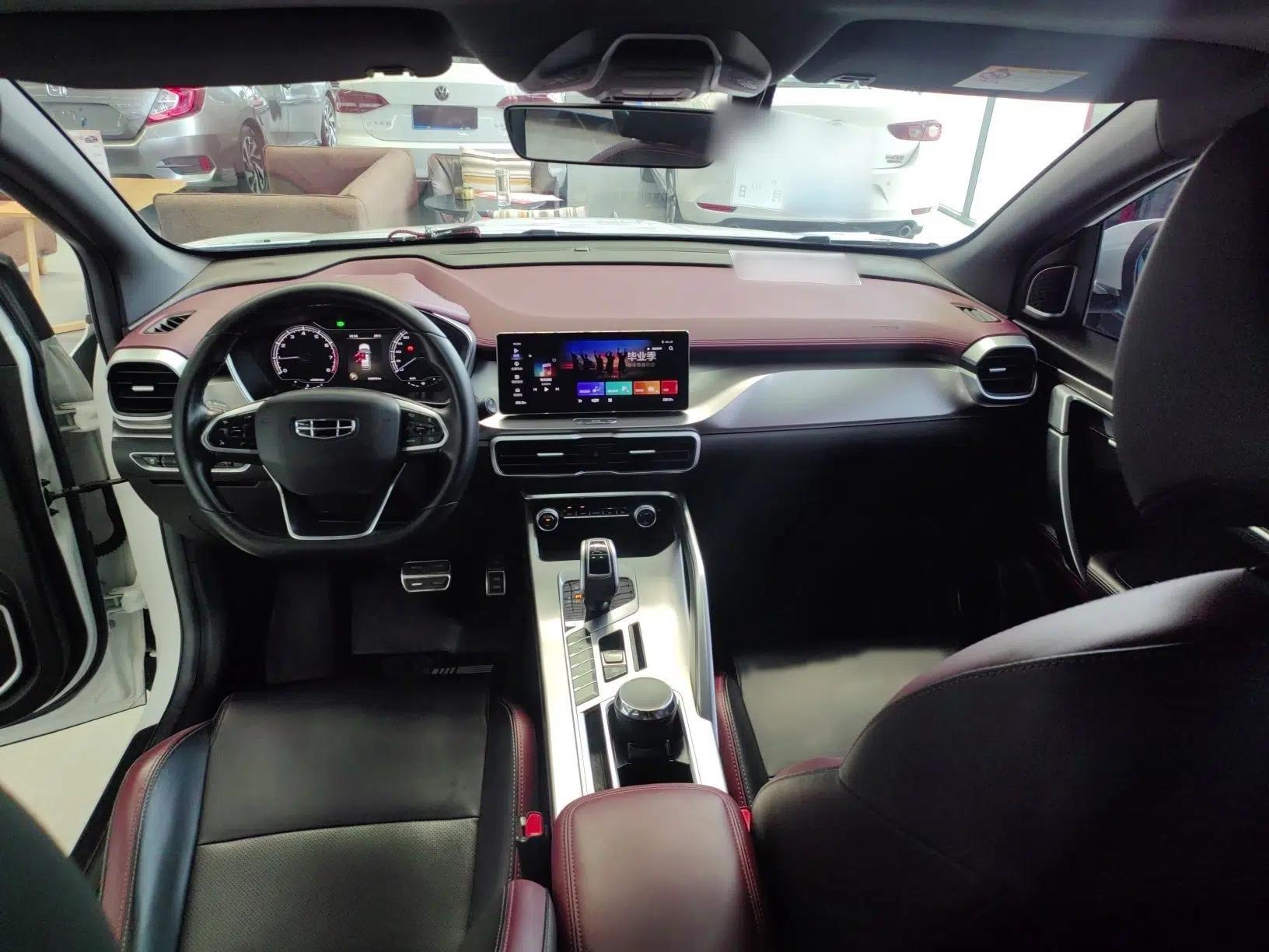 Geely Auto Coolray 2020 PRO 260T DCT Knight — миниатюра 11