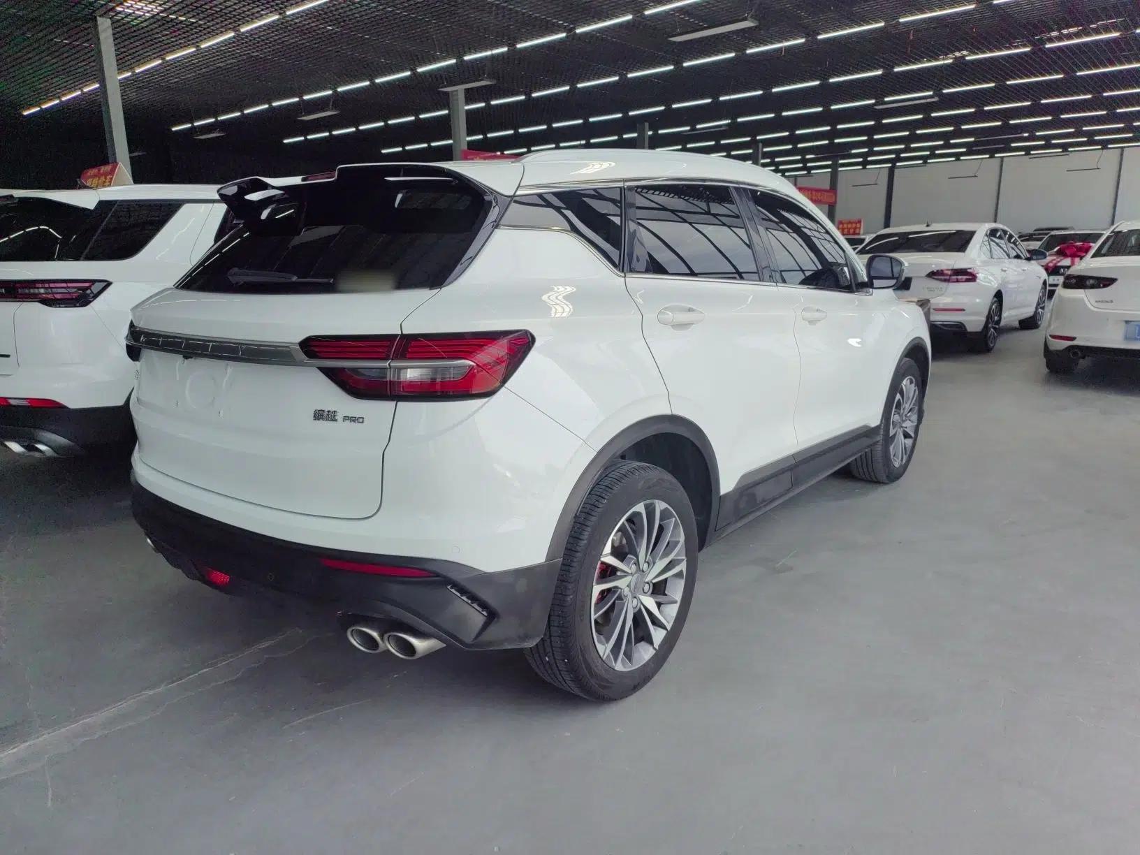Geely Auto Coolray 2020 PRO 260T DCT Knight — миниатюра 4