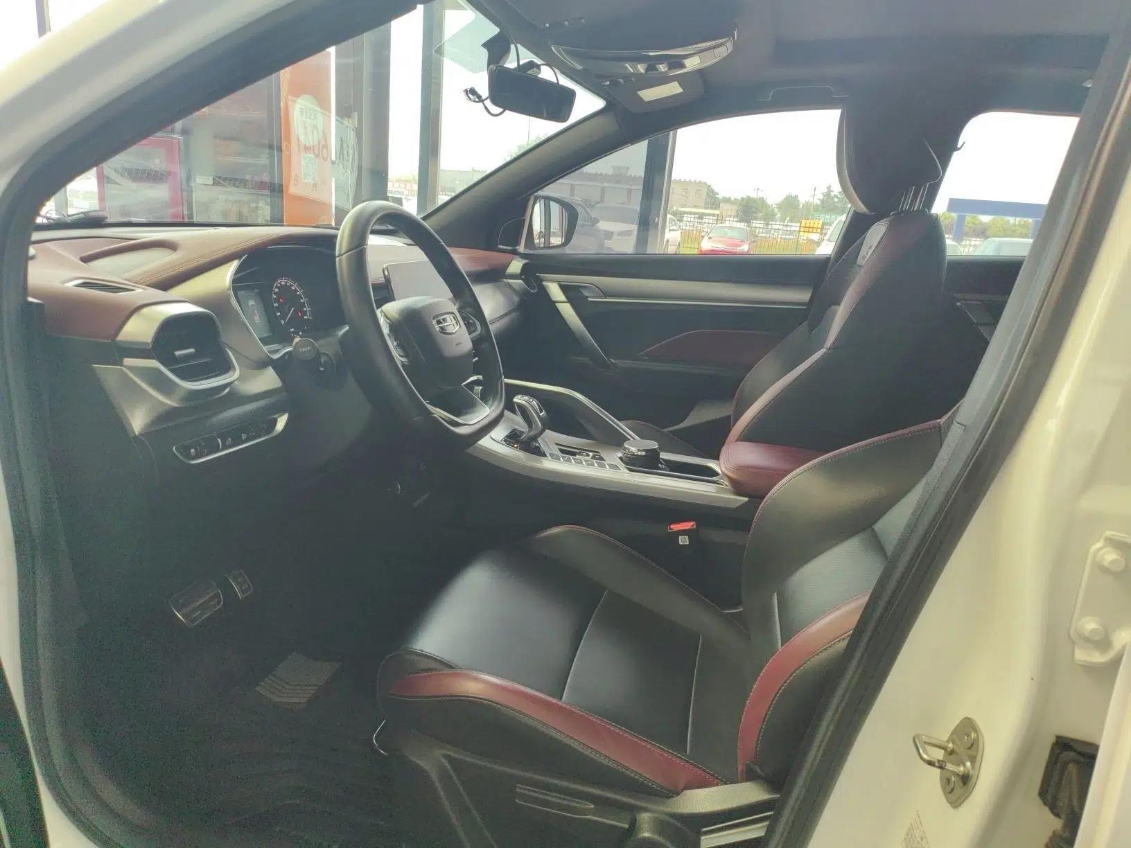 Geely Auto Coolray 2020 PRO 260T DCT Knight — миниатюра 9