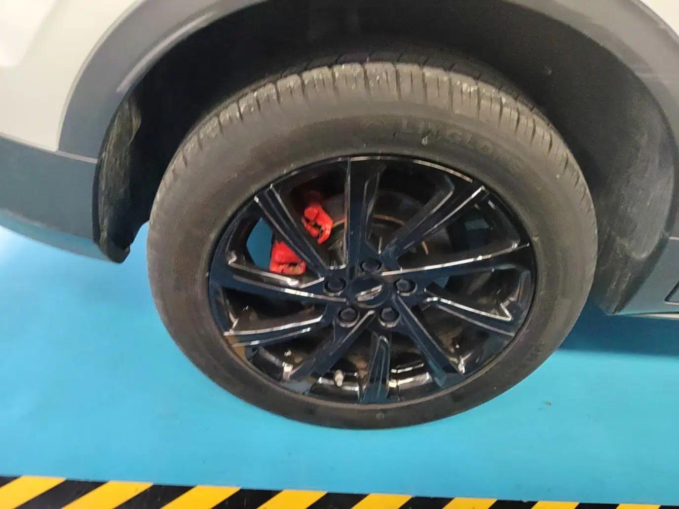 Geely Auto Coolray 2021 1.4T DCT Diamond Edition — миниатюра 11
