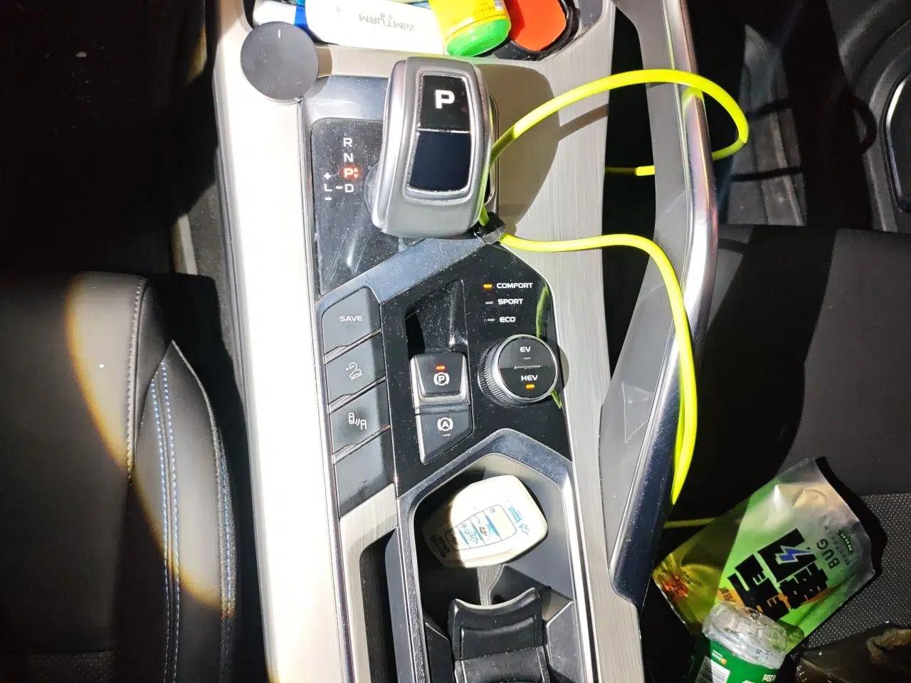 Geely Auto Coolray New Energy 2019 260T DCT Knight — миниатюра 14