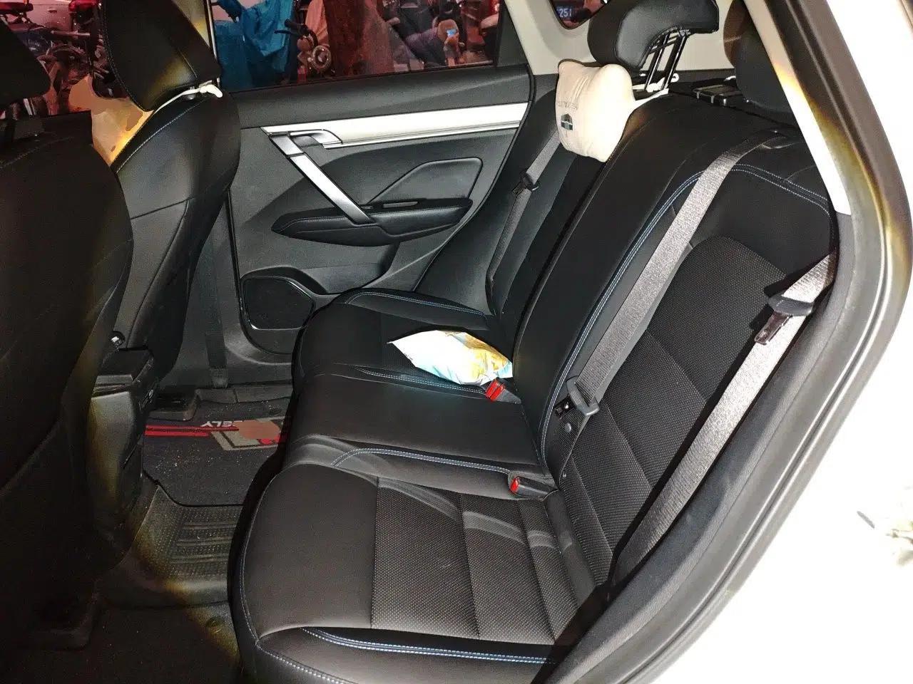Geely Auto Coolray New Energy 2019 260T DCT Knight — миниатюра 17