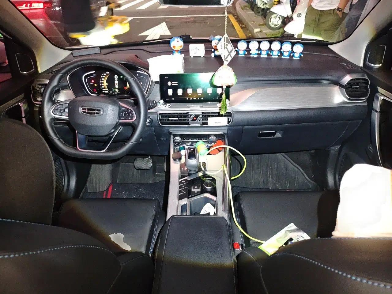 Geely Auto Coolray New Energy 2019 260T DCT Knight — миниатюра 9