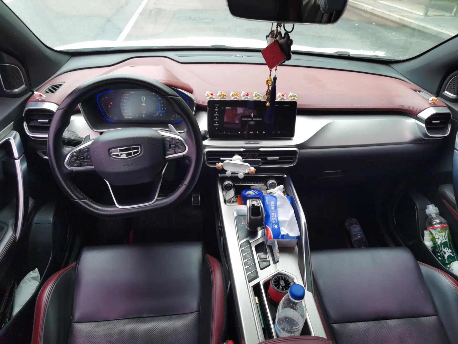 Geely Auto Coolray 2019 Sport Model 260T DCT Battle China V Standard — миниатюра 9