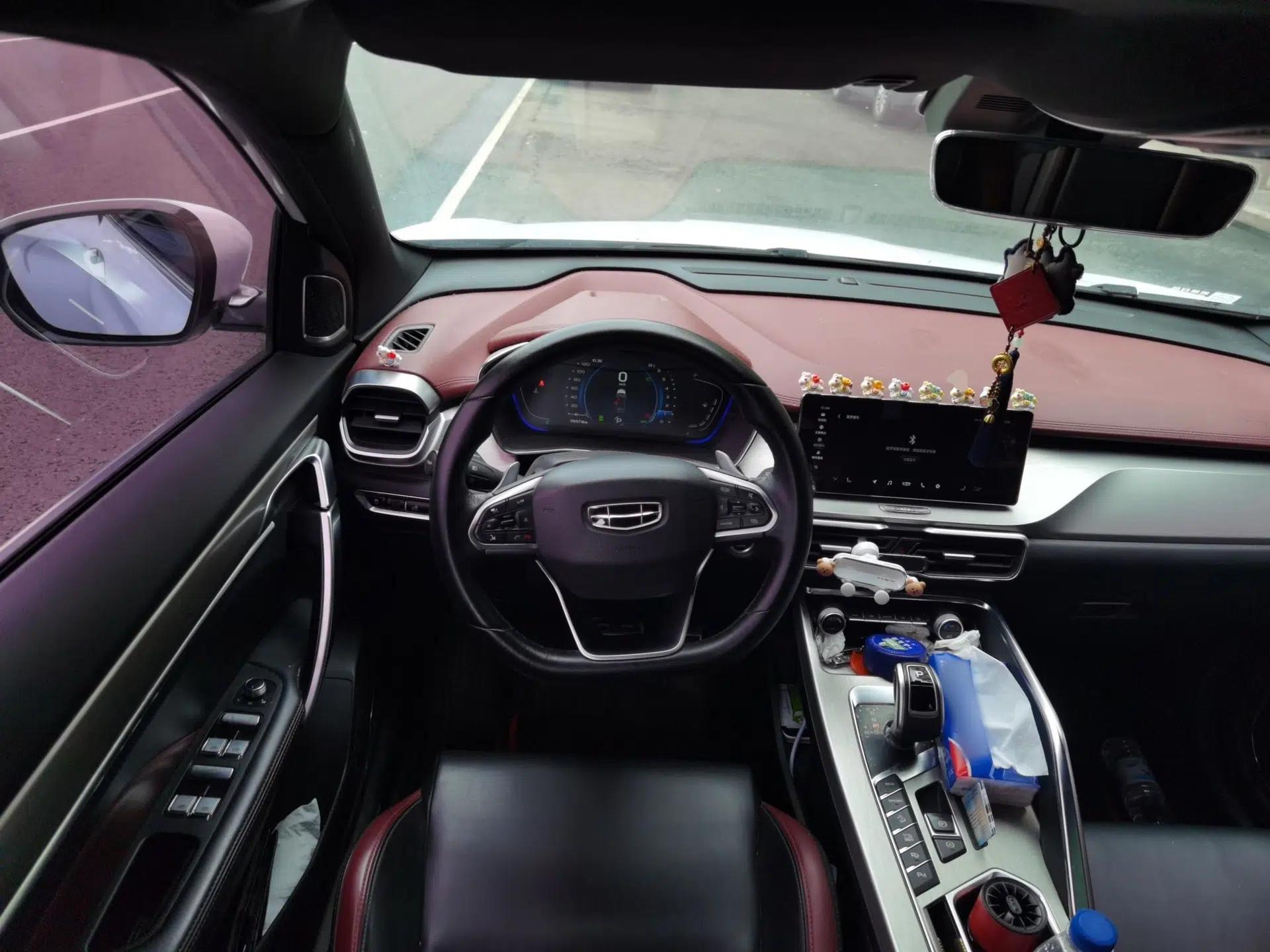 Geely Auto Coolray 2019 Sport Model 260T DCT Battle China V Standard — миниатюра 10