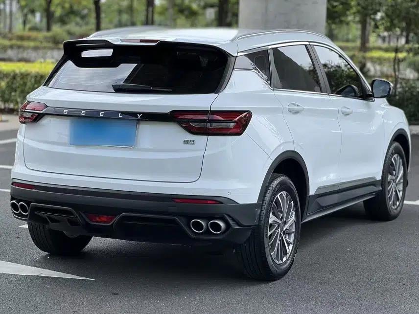 Geely Auto Coolray 2021 1.4T DCT Platinum Edition — миниатюра 16