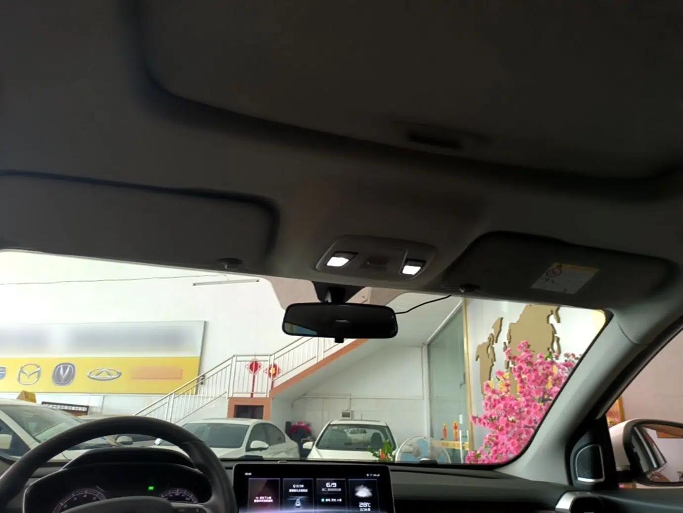 Geely Auto Coolray 2021 1.4T DCT Platinum Edition — миниатюра 28