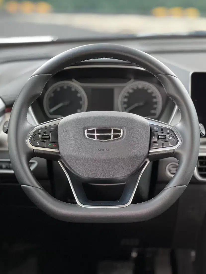 Geely Auto Coolray 2021 1.4T DCT Platinum Edition — миниатюра 32