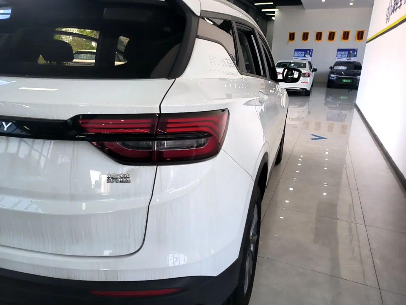 Geely Auto Coolray 2024 1.5T DCT Longteng Edition — миниатюра 9
