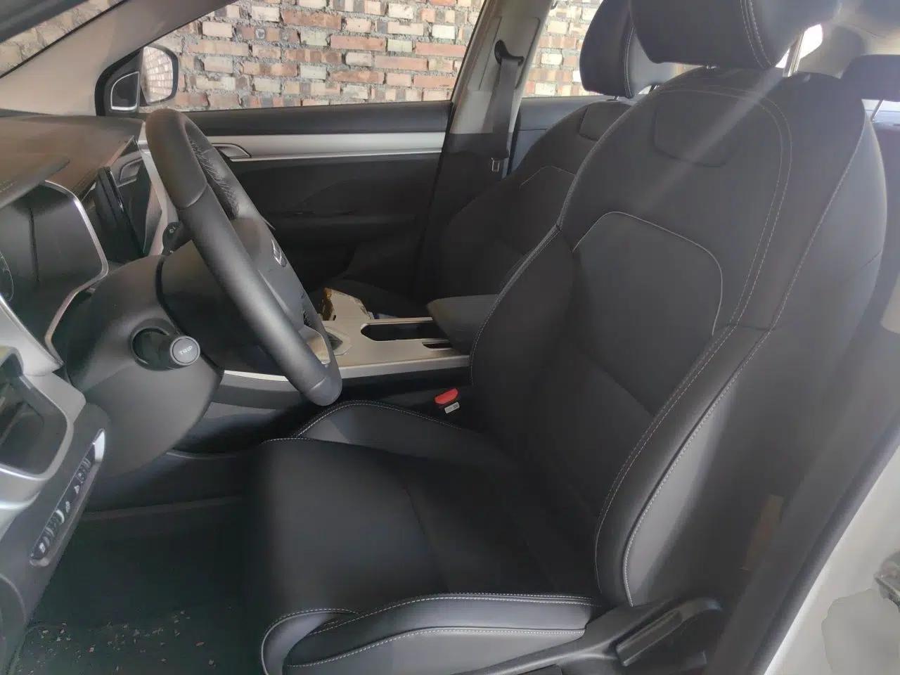 Geely Auto Coolray 2025 1.5L CVT Super Edition — миниатюра 15
