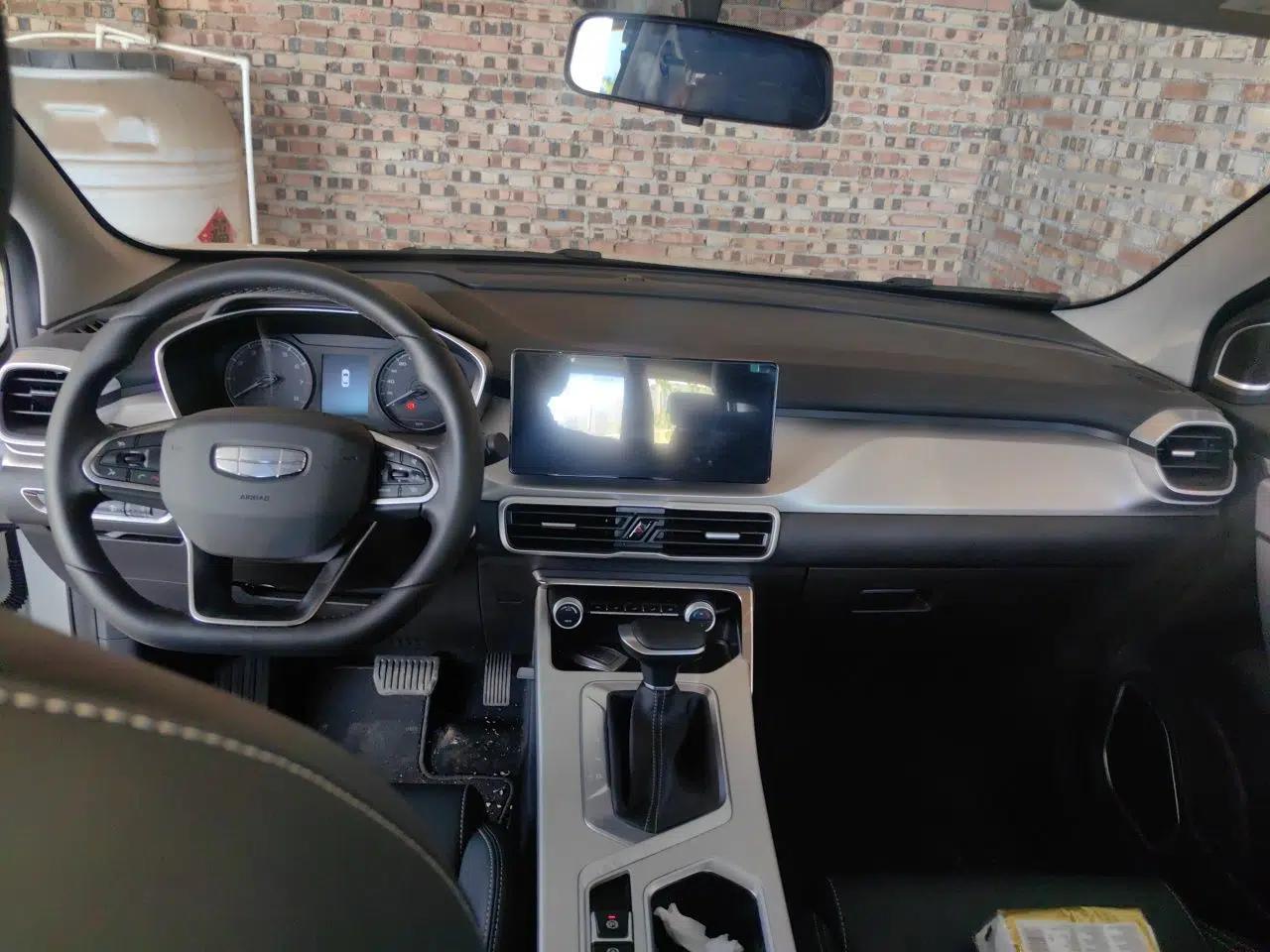 Geely Auto Coolray 2025 1.5L CVT Super Edition — миниатюра 9