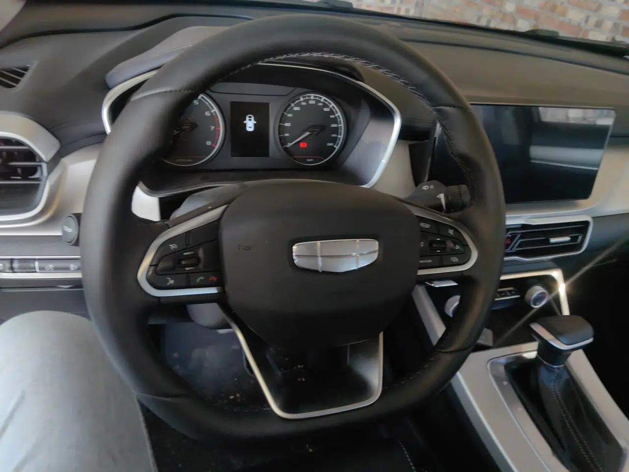 Geely Auto Coolray 2025 1.5L CVT Super Edition — миниатюра 10