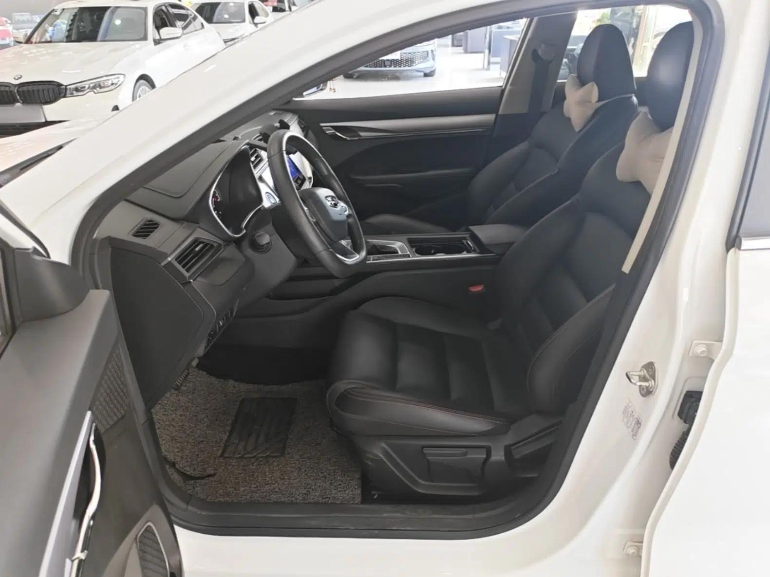 Geely Auto Binray 2019 200T DCT Binchi Edition — миниатюра 17