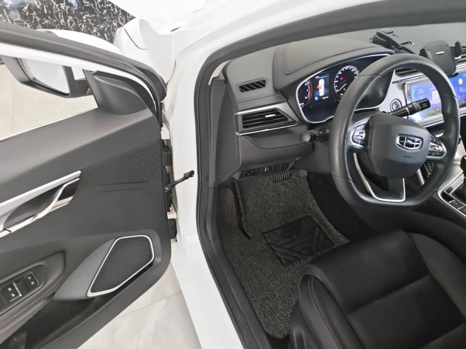 Geely Auto Binray 2019 200T DCT Binchi Edition — миниатюра 18