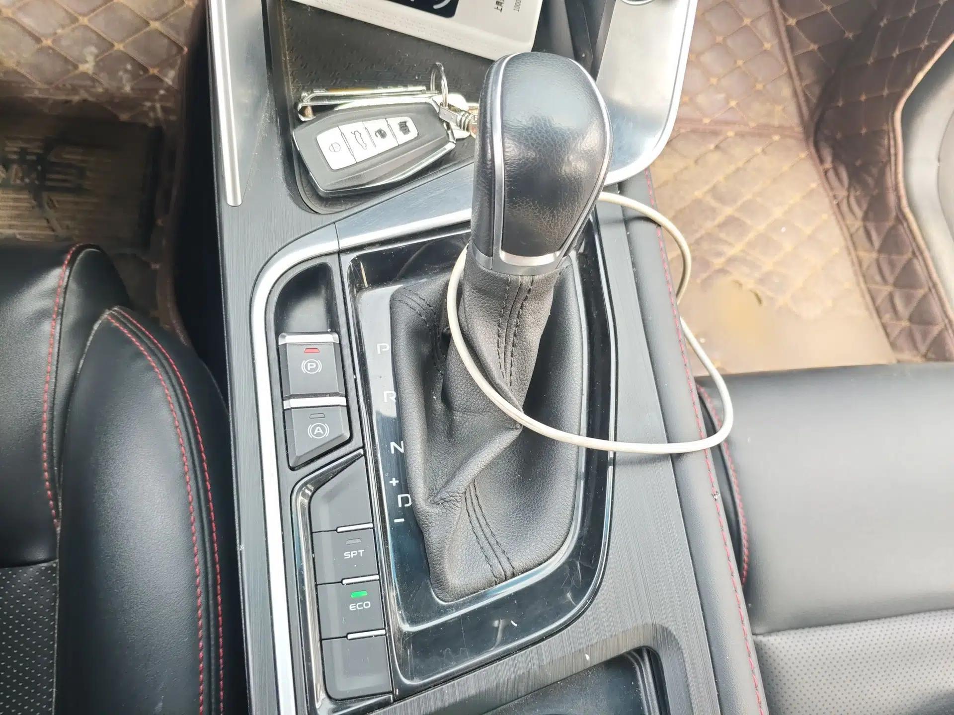Geely Auto Binray 2020 200T DCT Luxury Version — миниатюра 13