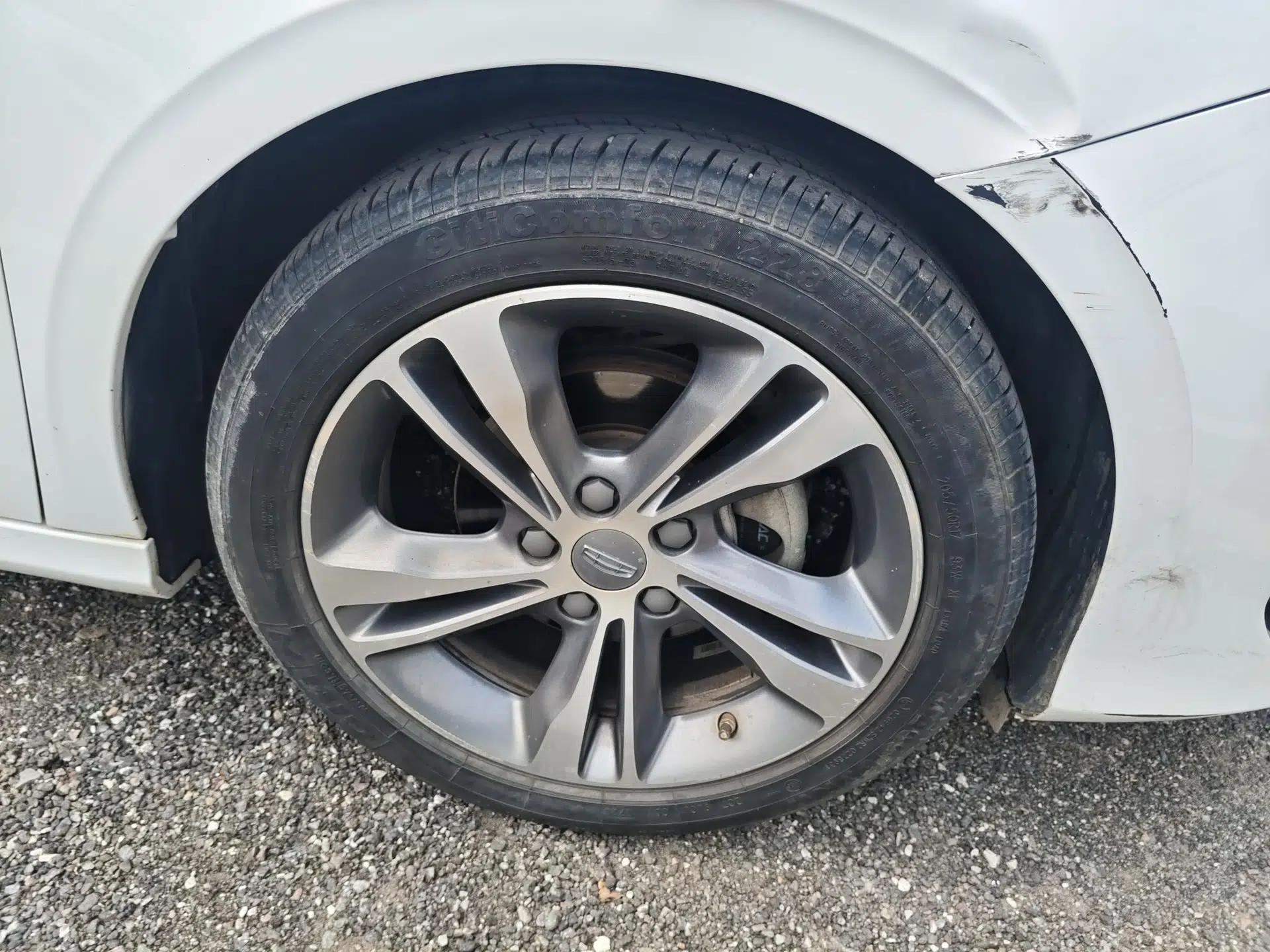 Geely Auto Binray 2020 200T DCT Luxury Version — миниатюра 8