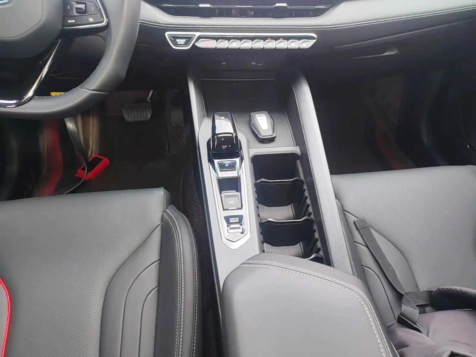 Geely Auto Binray 2024 Binrui COOL 1.5T DCT Longteng Edition — миниатюра 16
