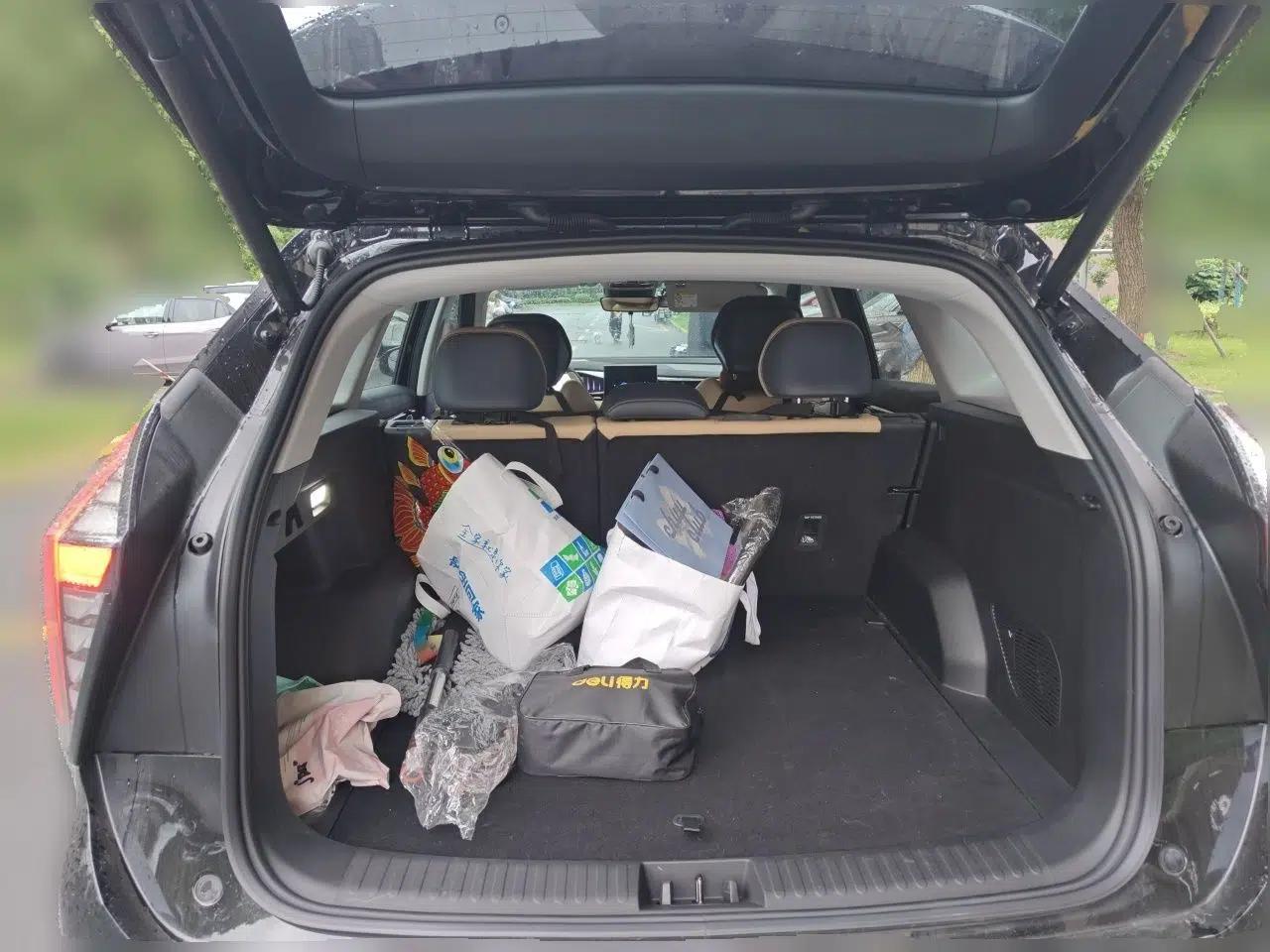 Geely Auto FX11 2023 1.5TD DCT Prestige Edition — миниатюра 19