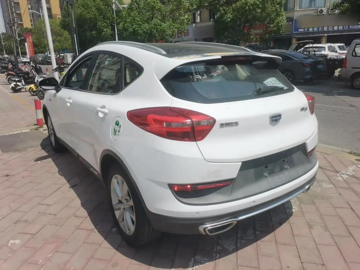 Geely Auto Emgrand GS 2016 Sport Edition 1.3T Manual LingShang Model — миниатюра 13