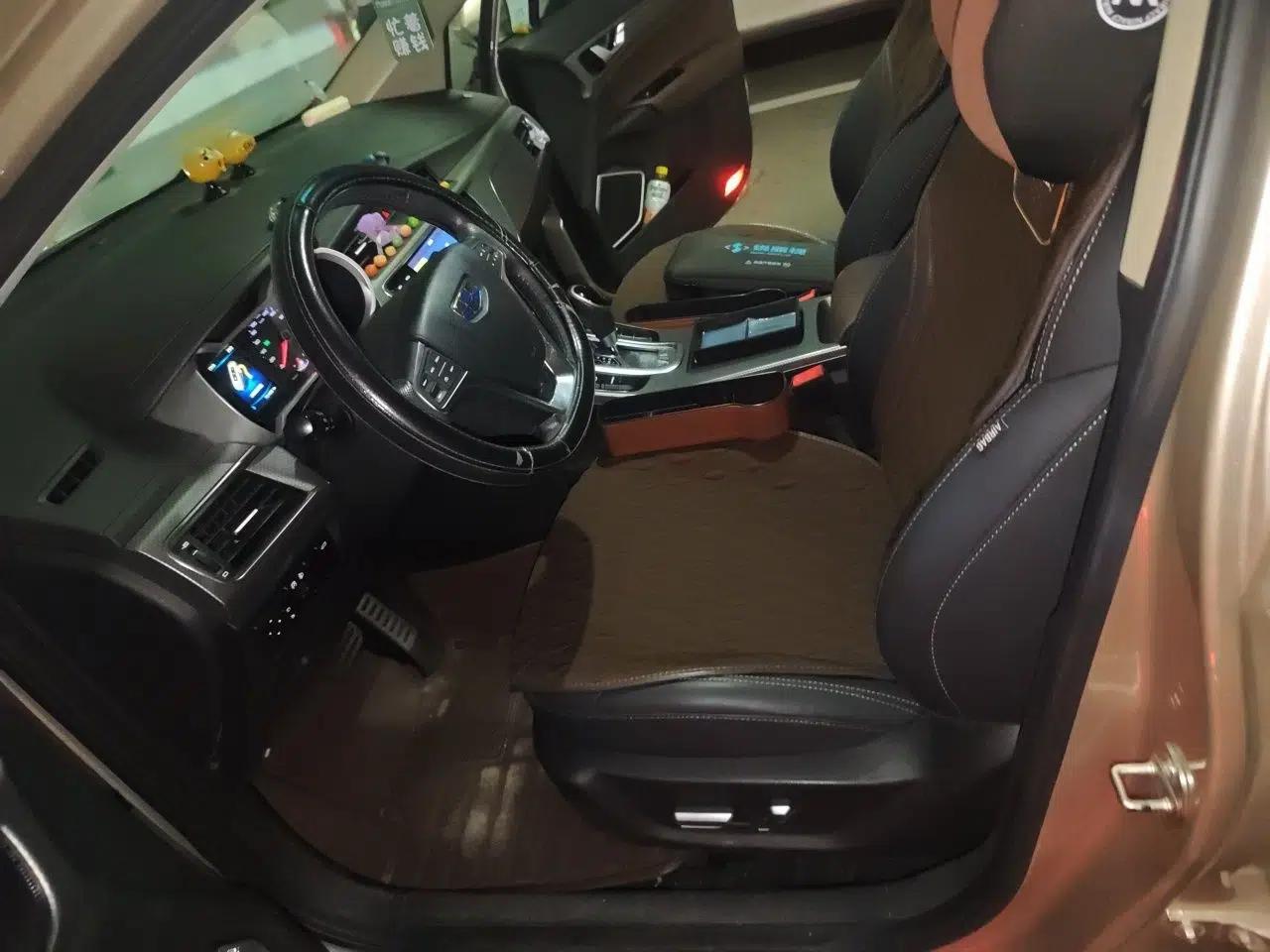 Geely Auto Emgrand GS 2017 Sport Edition 1.3T Automatic Smart Connectivity Model — миниатюра 15