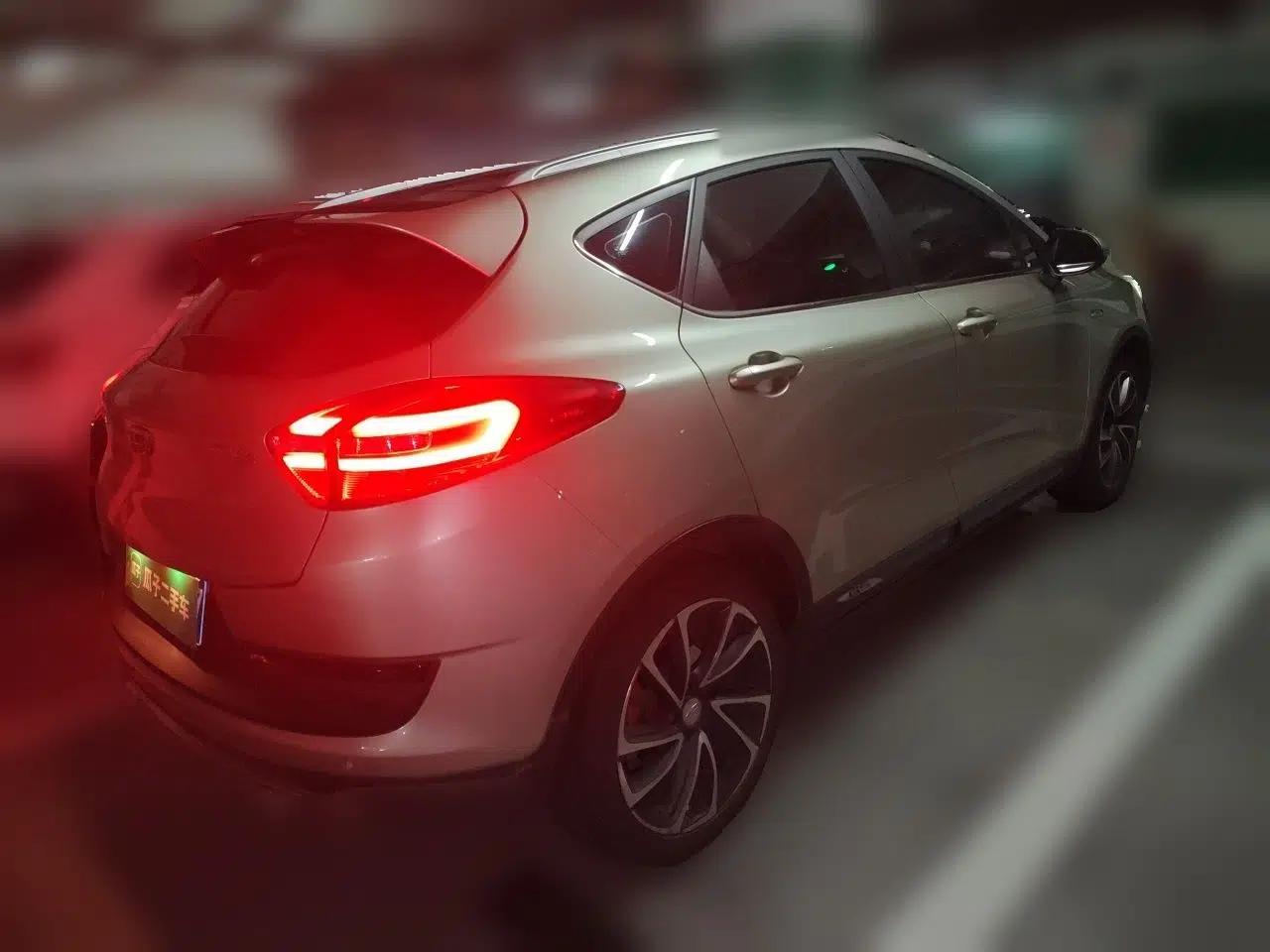 Geely Auto Emgrand GS 2017 Sport Edition 1.3T Automatic Smart Connectivity Model — миниатюра 6