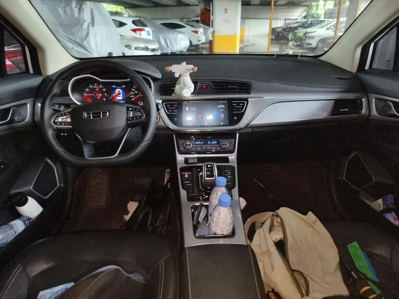 Geely Auto Emgrand GS 2019 1.5TD DCT Active 260T — миниатюра 9
