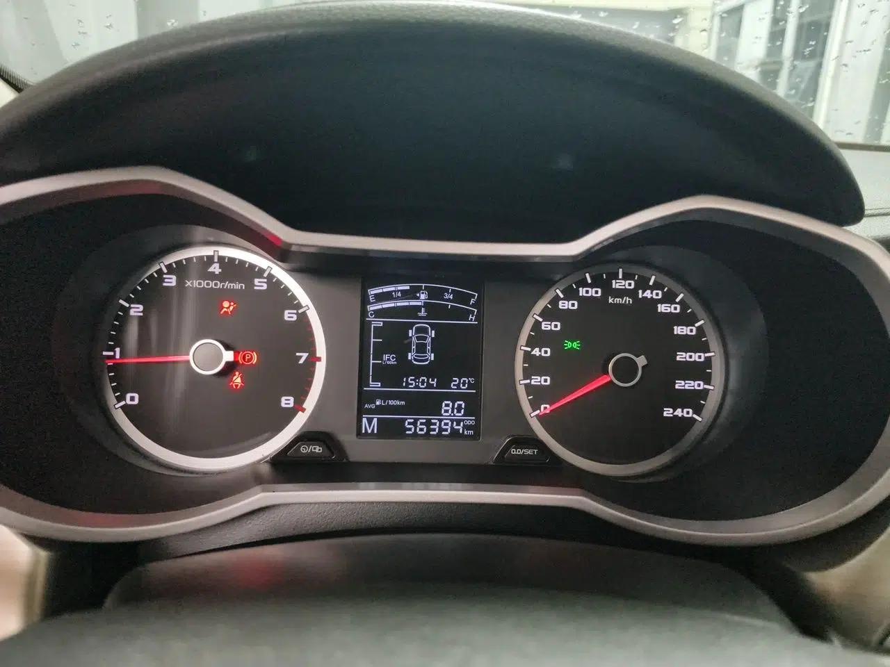 Geely Auto Emgrand GL 2017 1.8L Manual Elite Model — миниатюра 11
